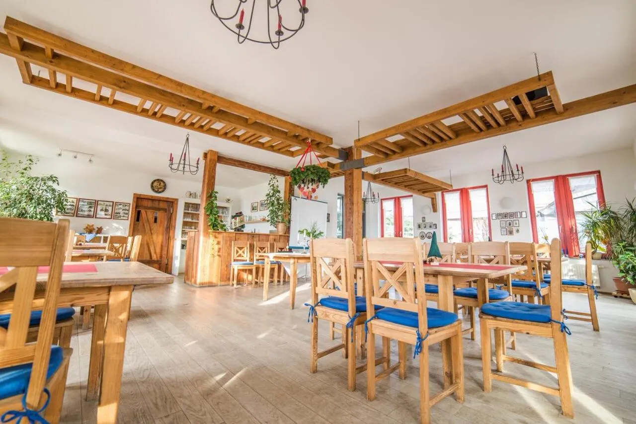 Restaurant/places to eat in Sächsische Bildungs- und Begegnungsstätte Windmühle Seifhennersdorf