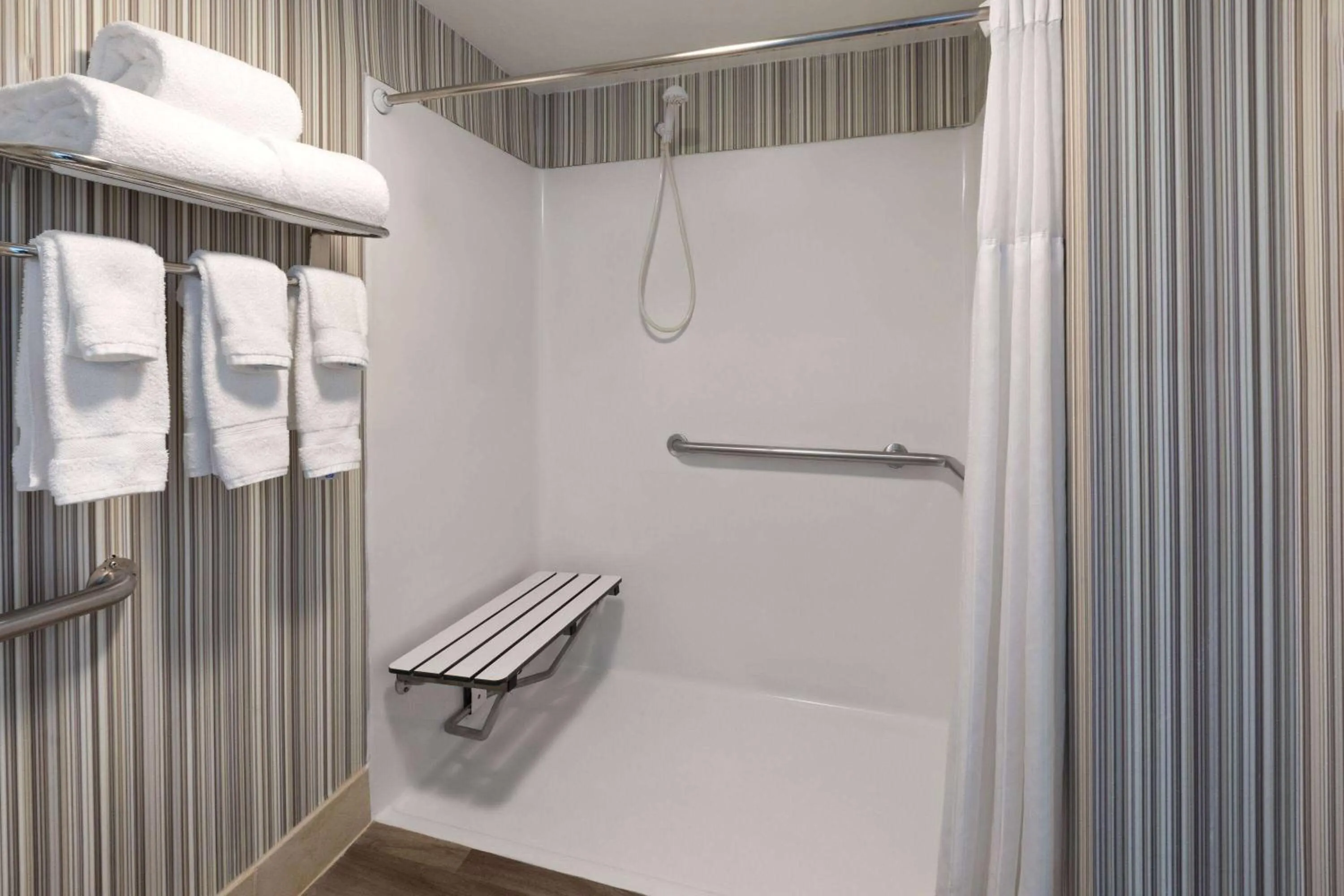 Shower in Wyndham Garden Norfolk Downtown