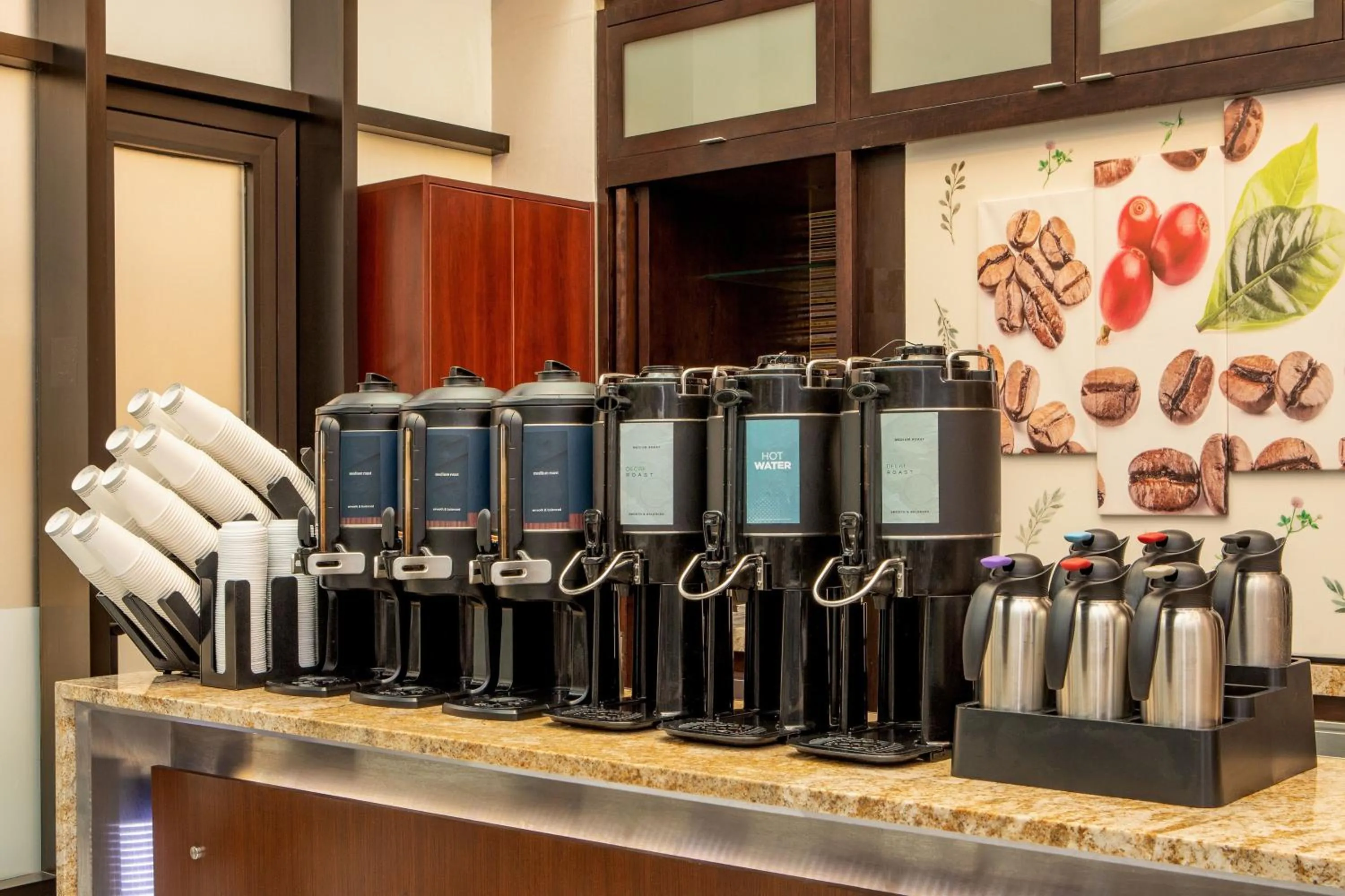 Lounge or bar in Fairfield By Marriott New York Manhattan Times Square