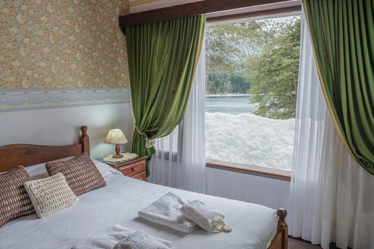 Bed in Hosteria El Condado