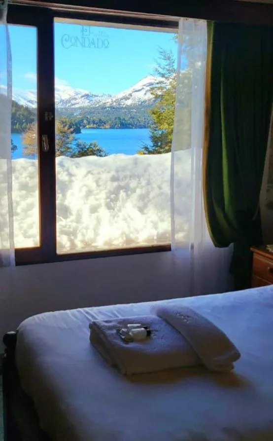 Photo of the whole room, Bed in Hosteria El Condado