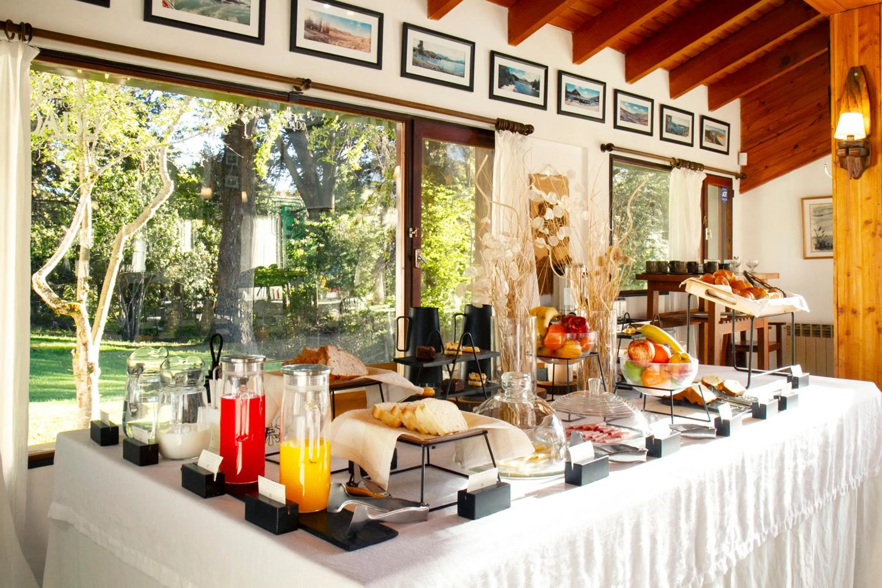 Buffet breakfast in Hosteria El Condado