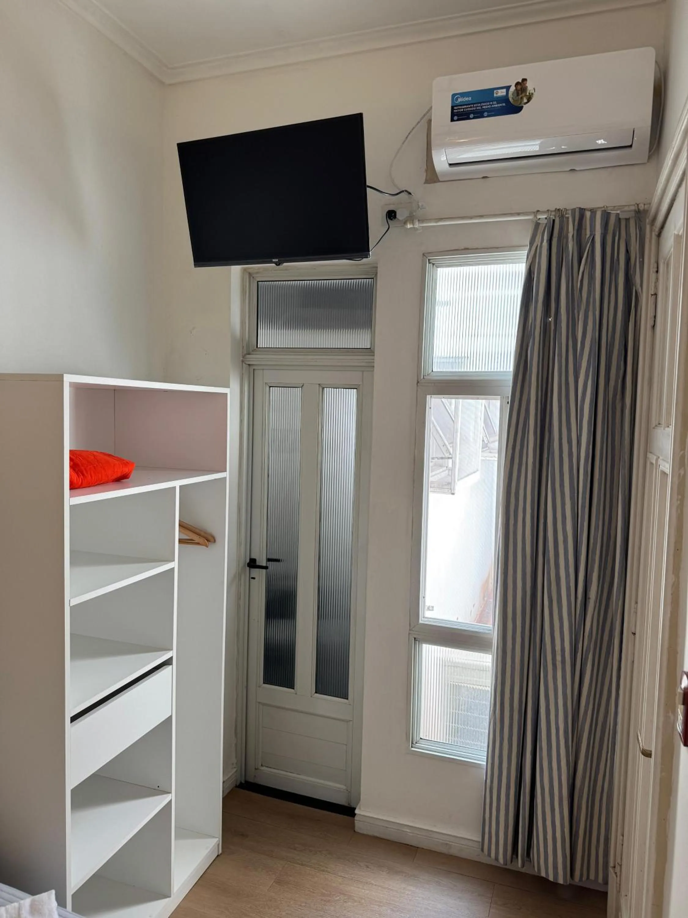 Bed in Hotel Frossard