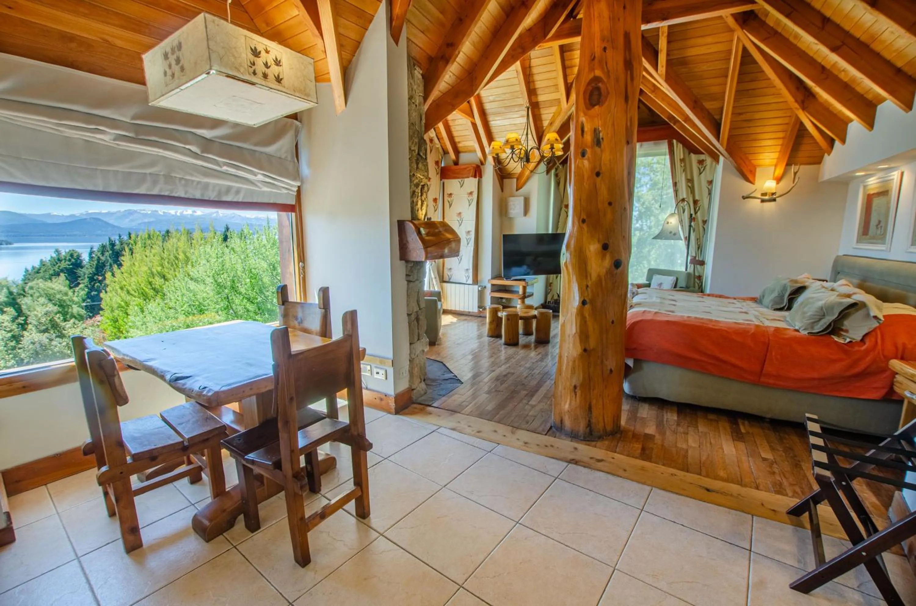 Bed in Nido del Cóndor Hotel & Spa