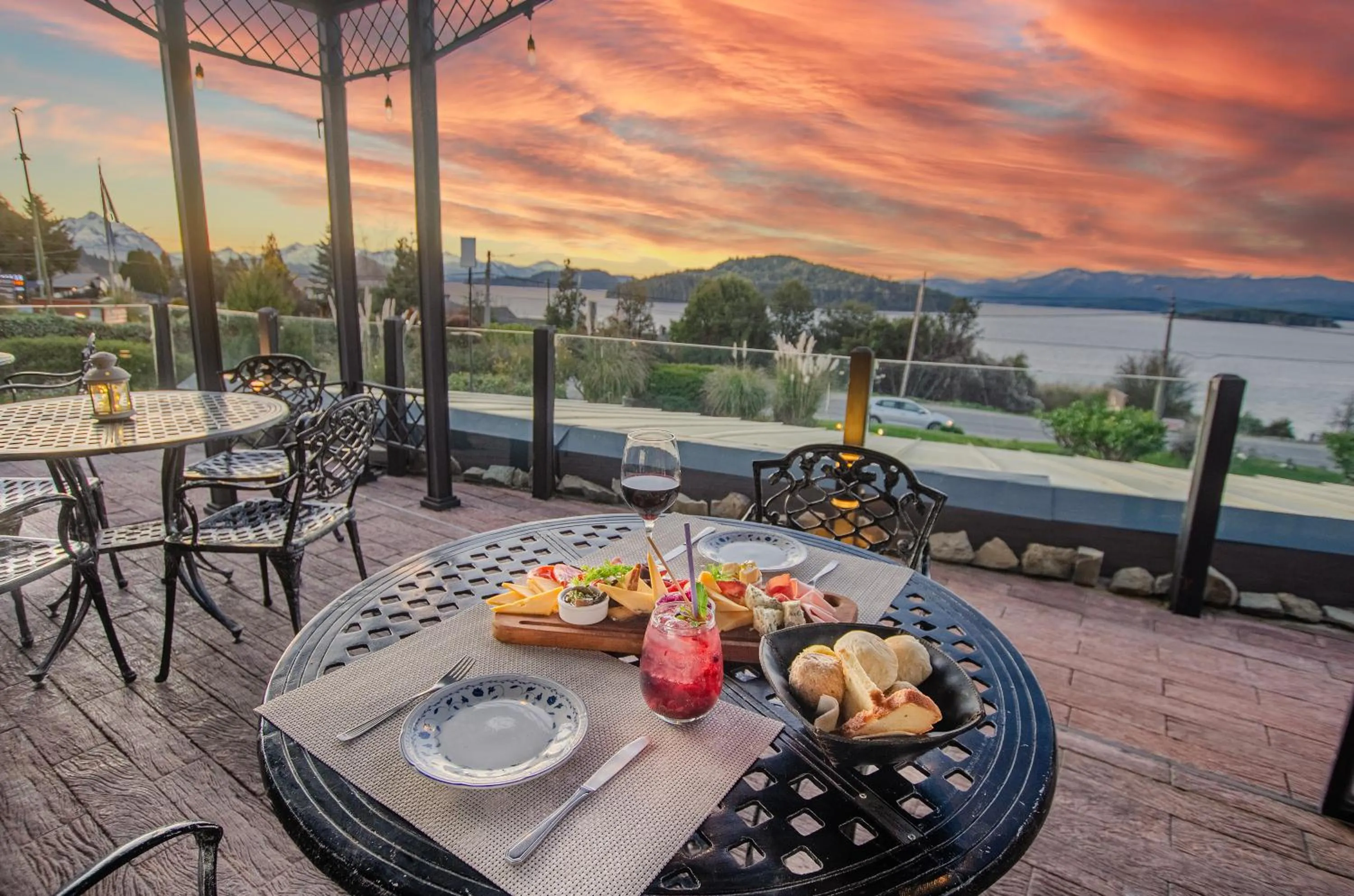 Restaurant/places to eat in Nido del Cóndor Hotel & Spa