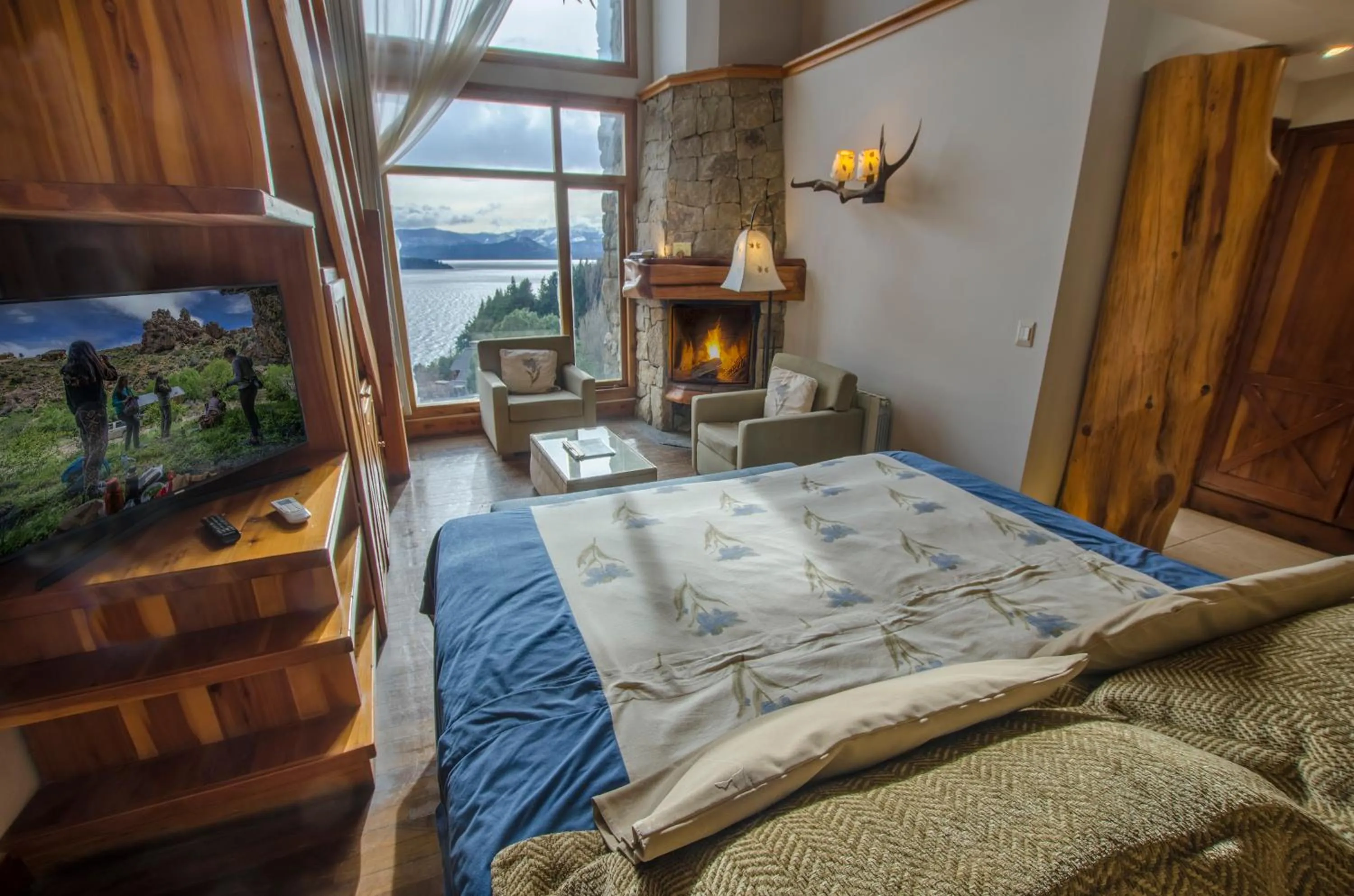 Bed in Nido del Cóndor Hotel & Spa