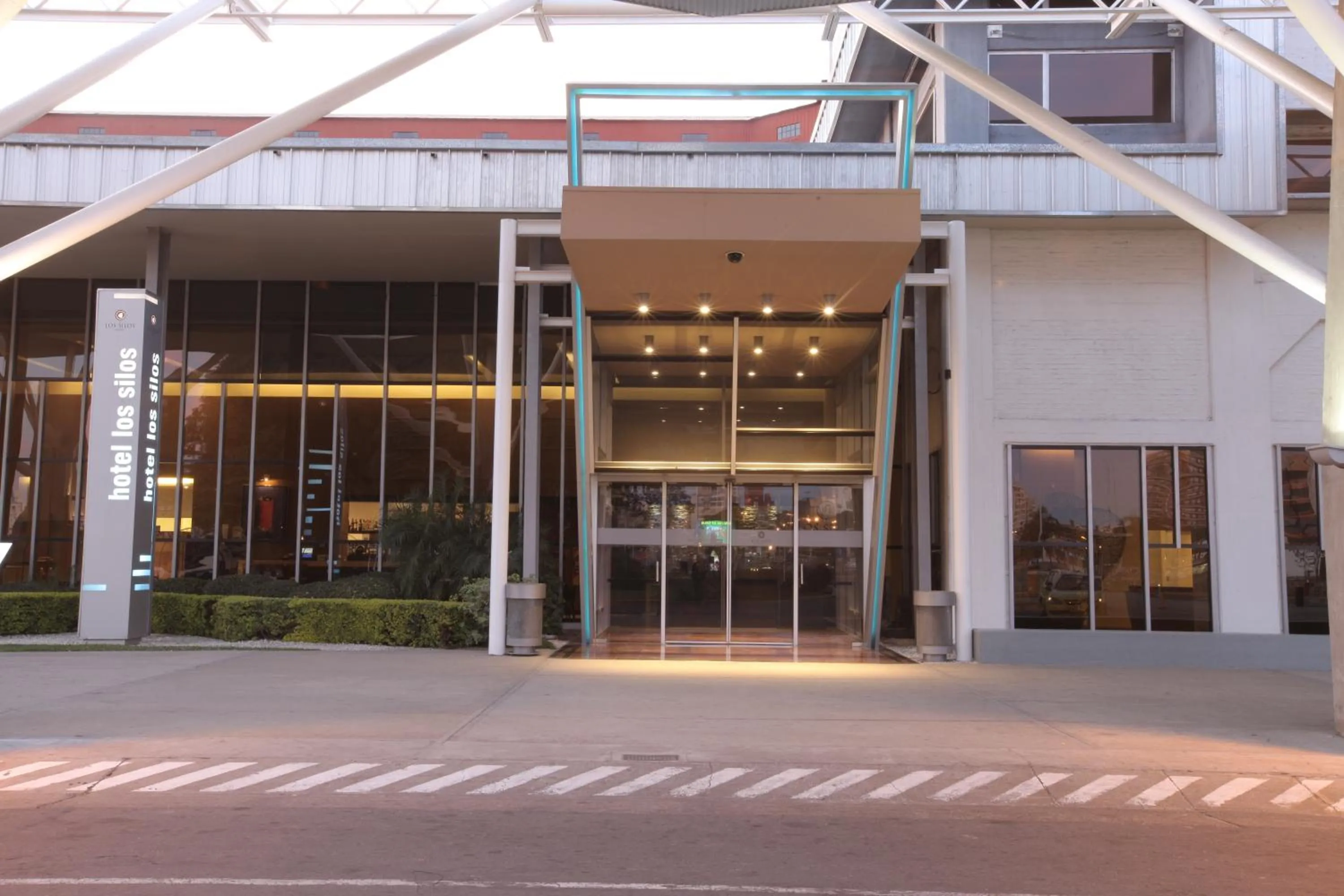 Property building in Los Silos Hotel