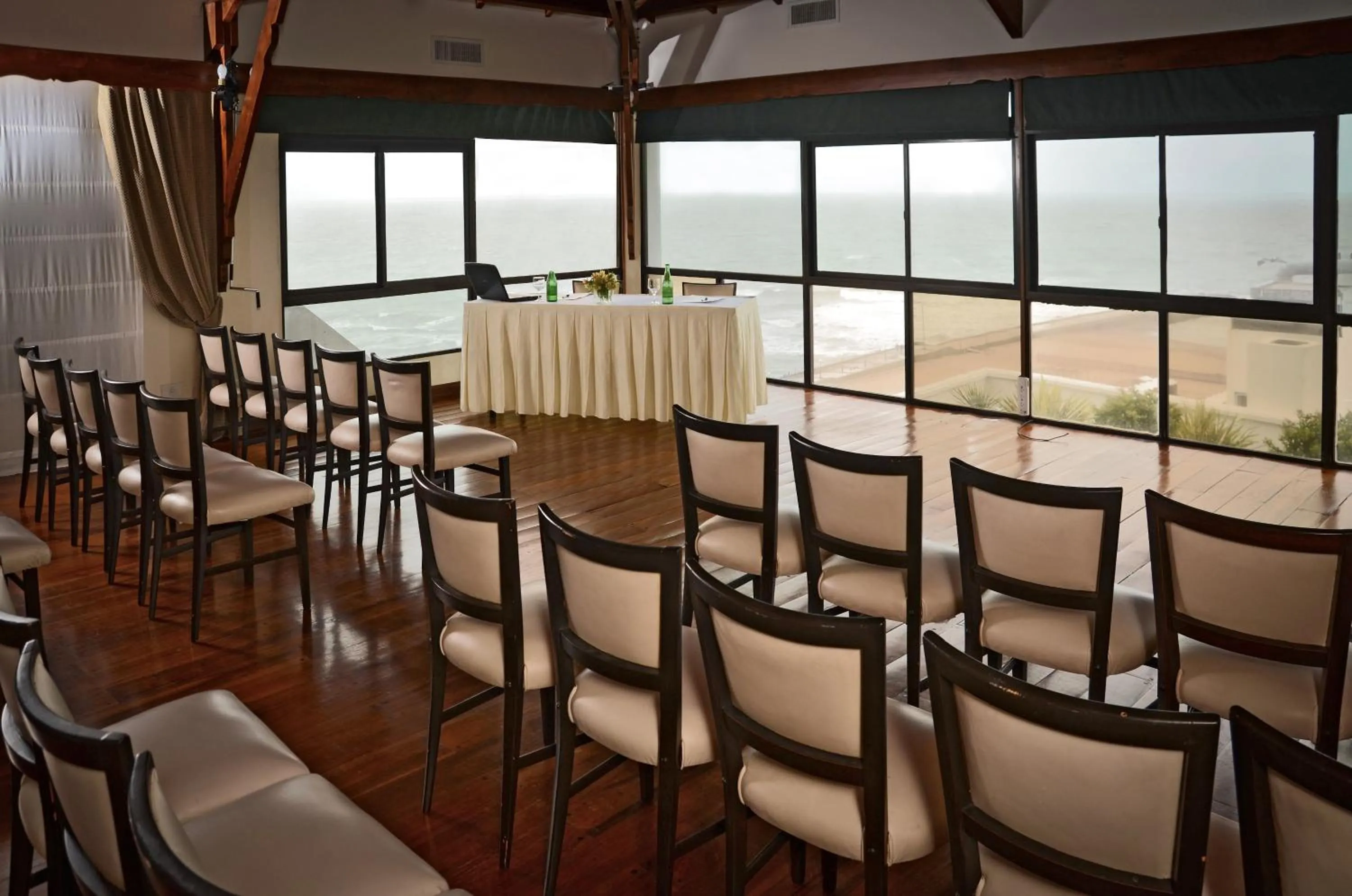 Banquet/Function facilities in Hotel Presidente