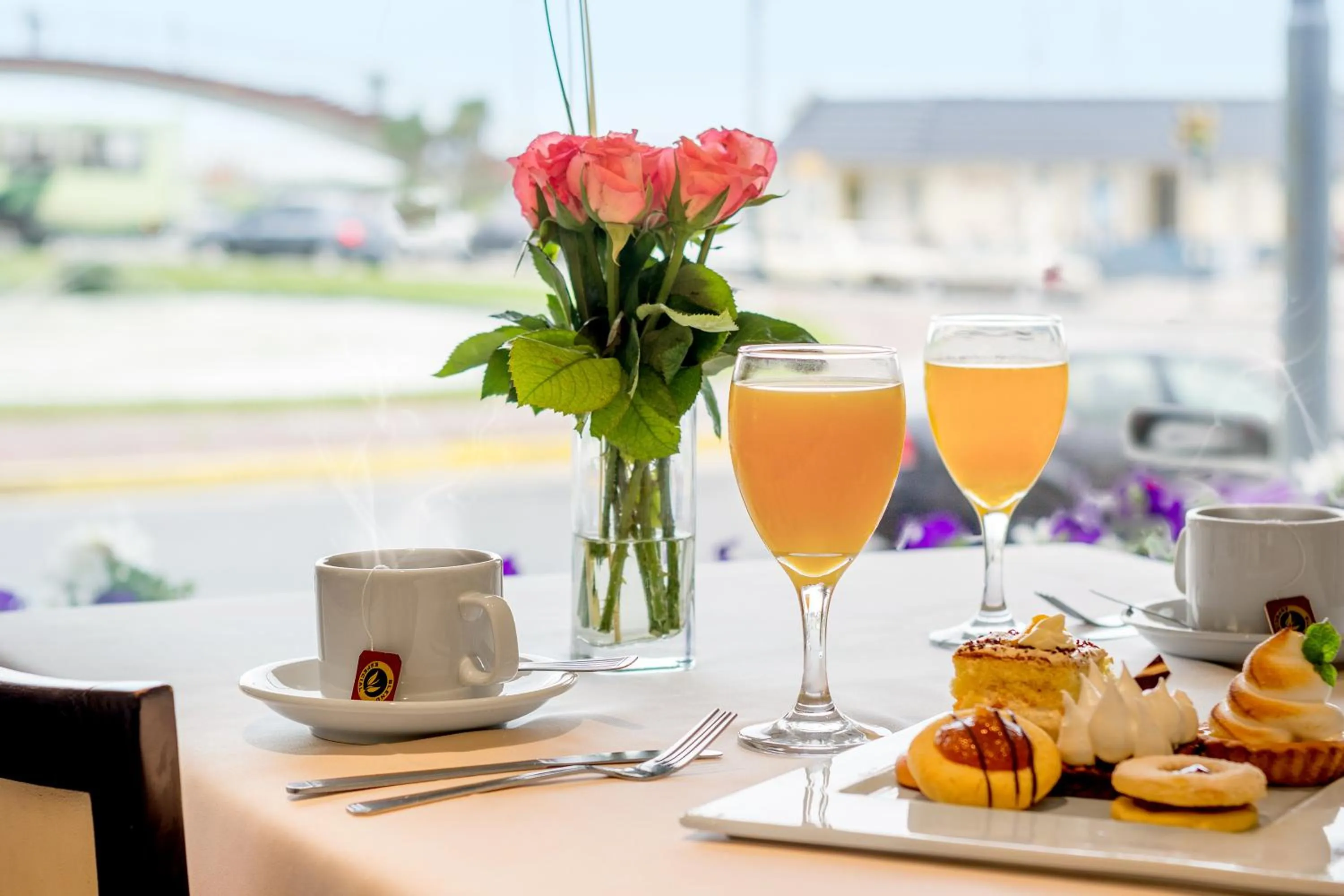 Restaurant/places to eat in Hotel Presidente