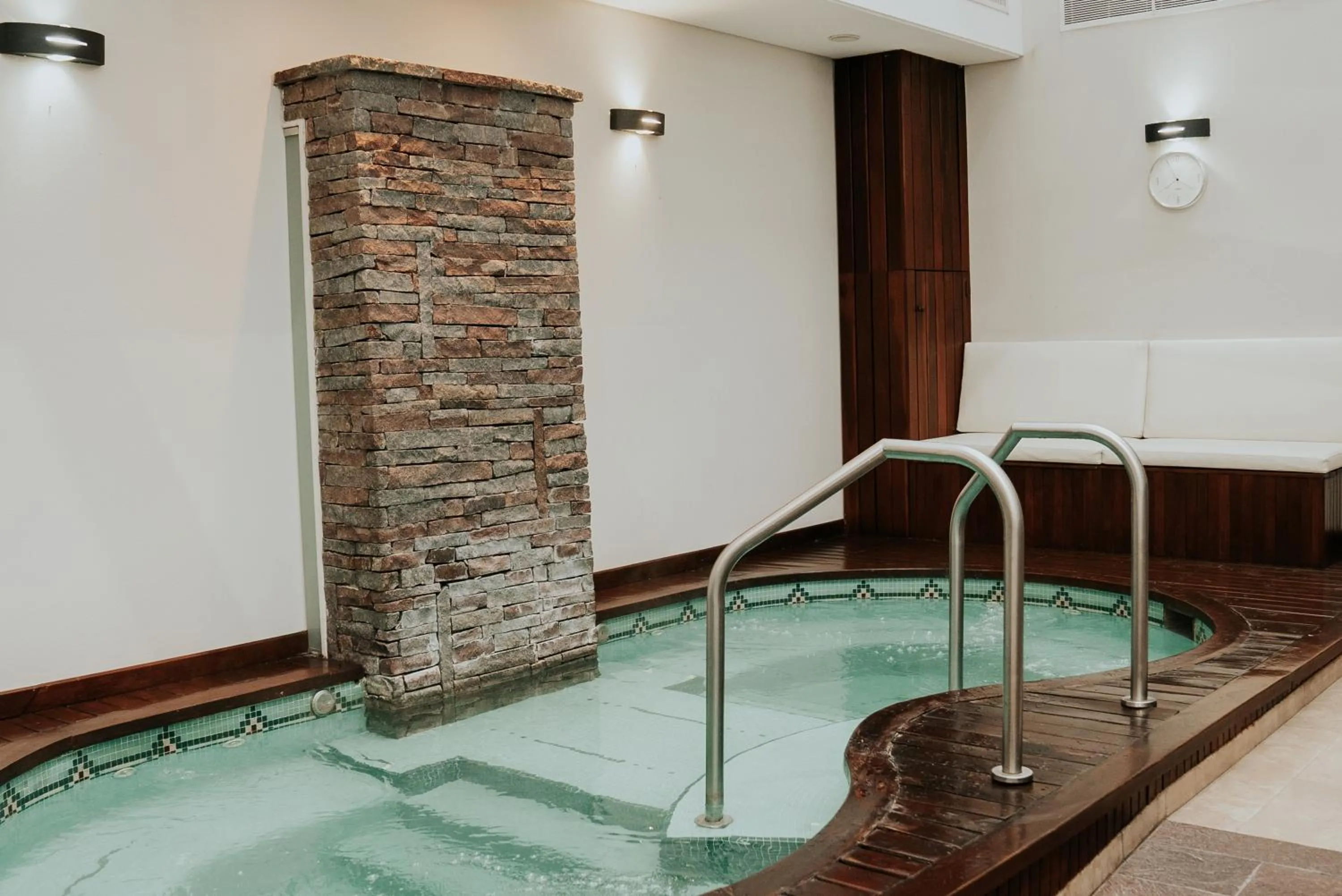 Hot Tub in Blank Hotel Recoleta