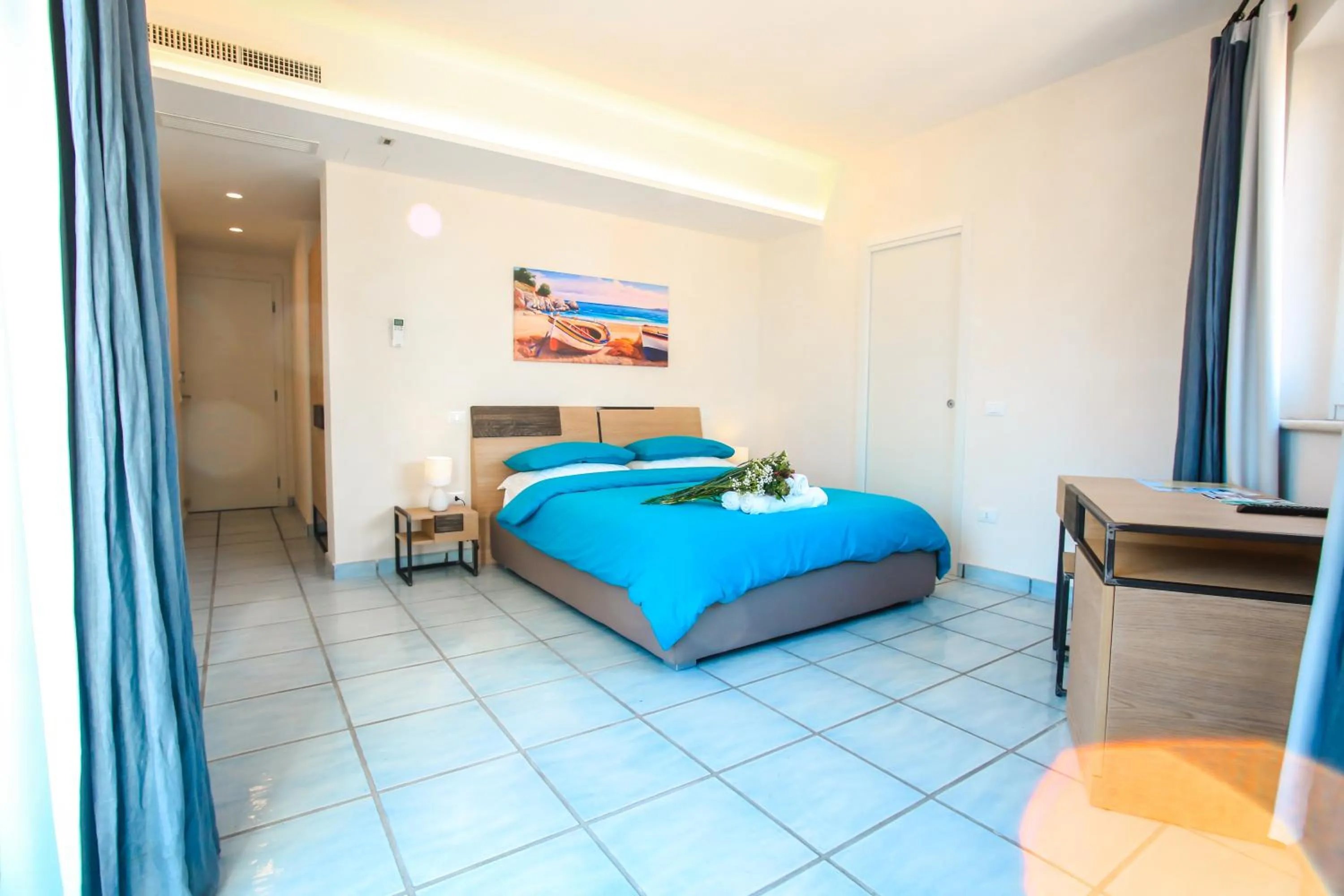 Photo of the whole room, Bed in Il Viaggiatore Gaeta Medievale B&B