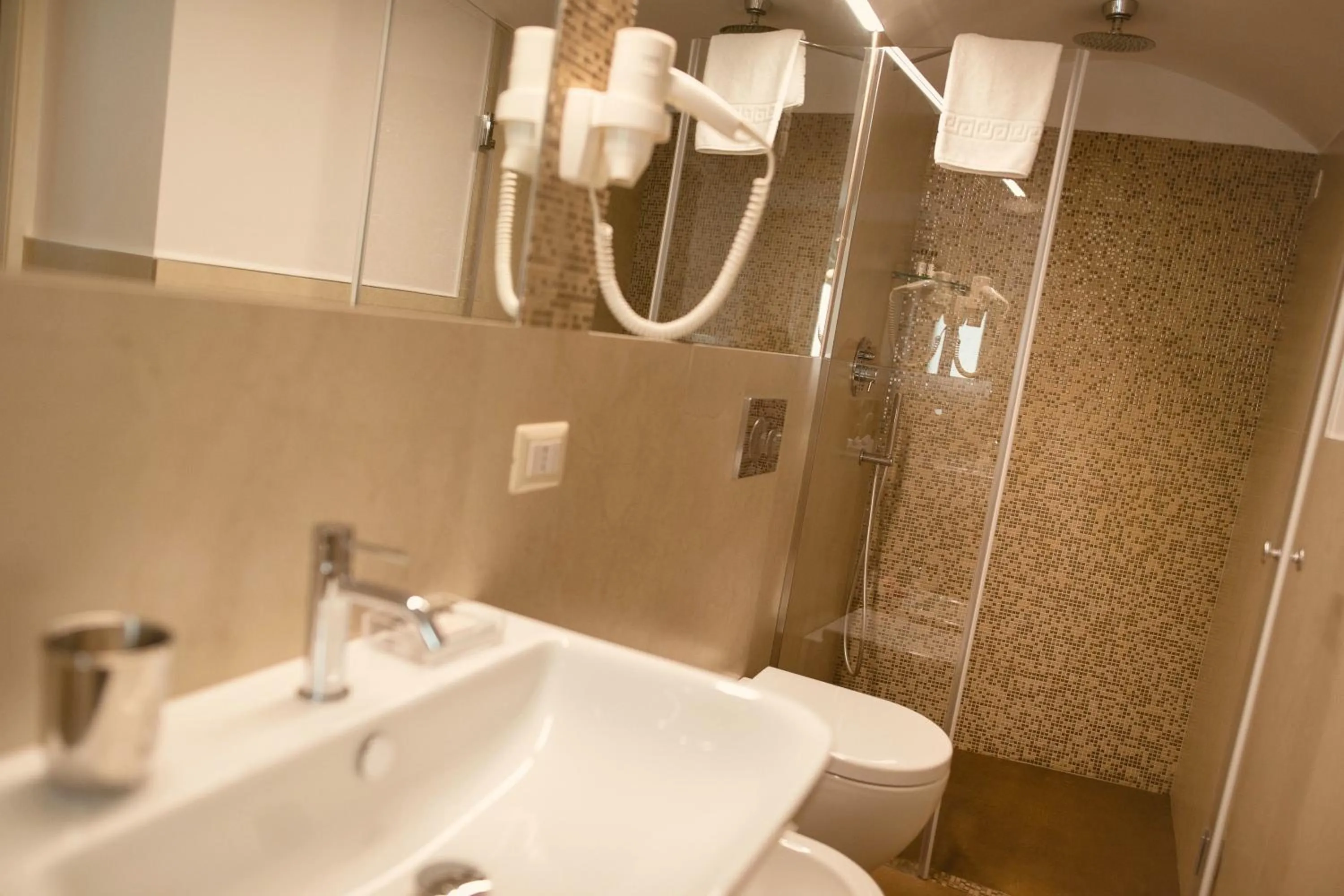 Shower in La Casa di Ele