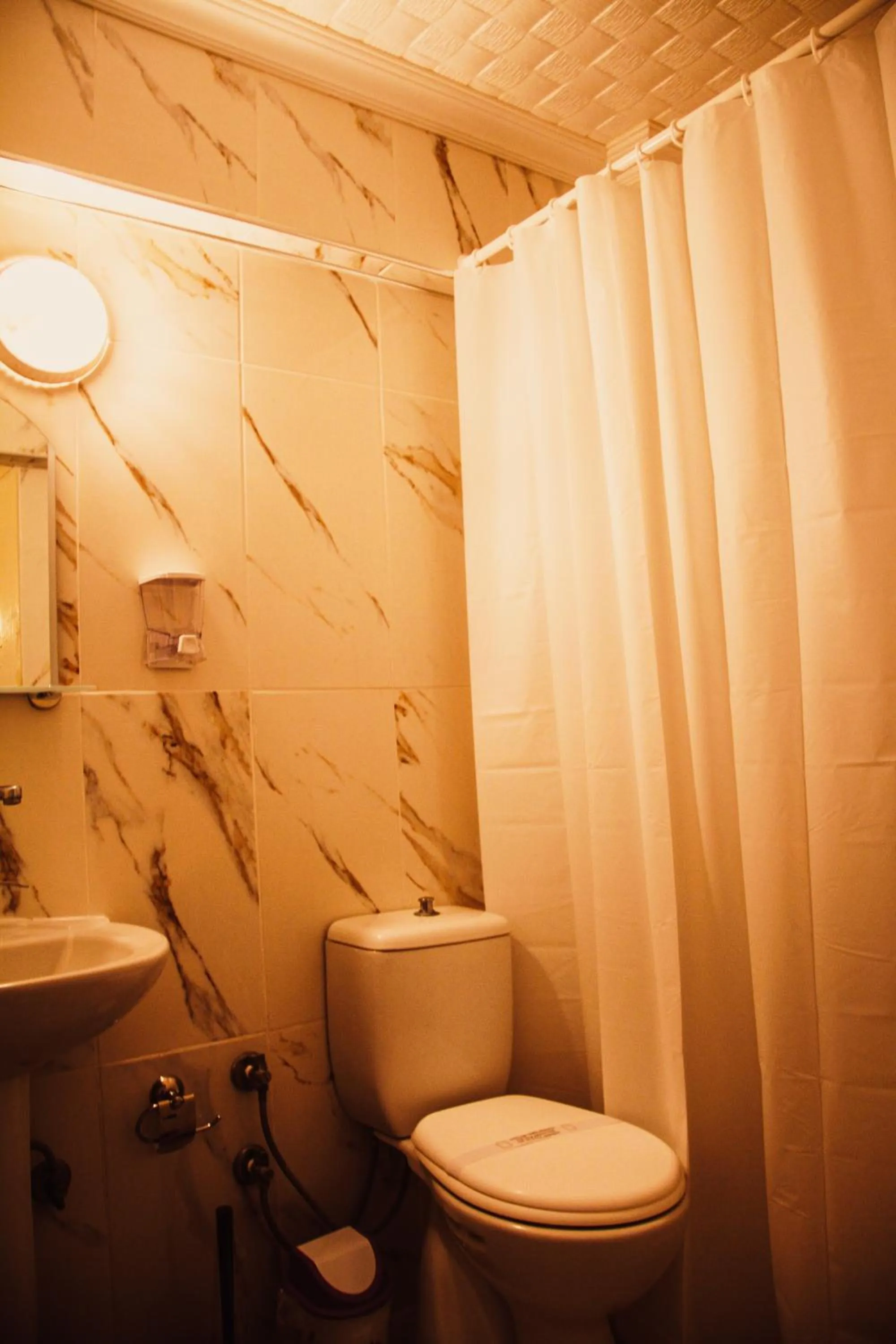 Bathroom in Zeytindali Apart Hotel