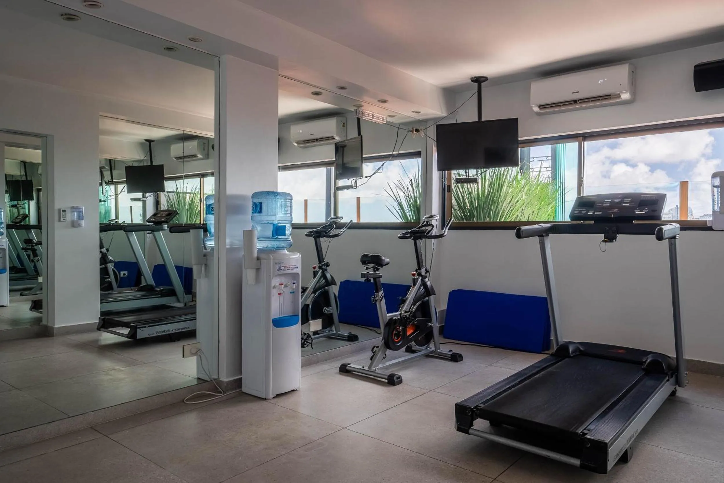 Fitness centre/facilities in Urban Suites Recoleta Boutique Hotel