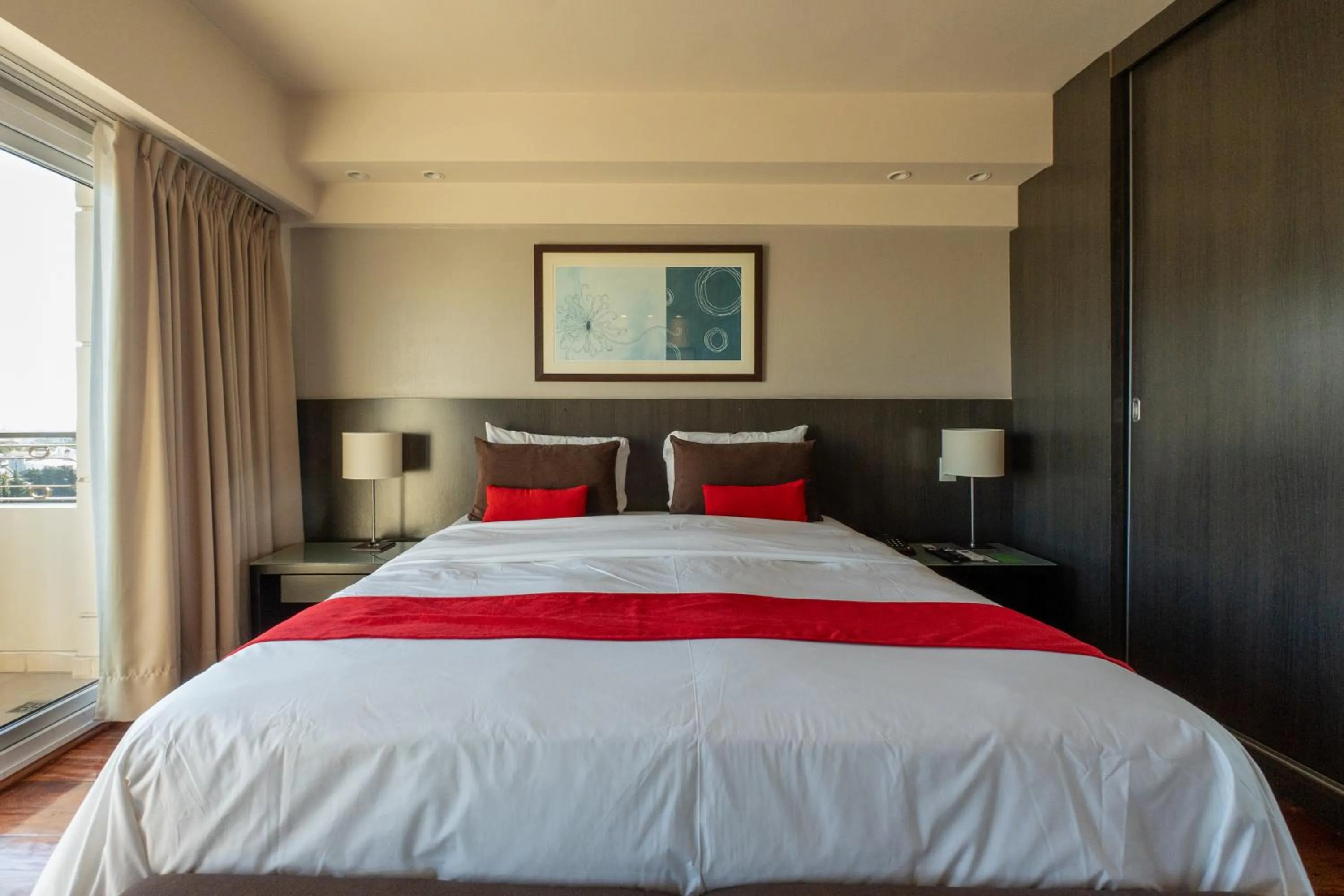 Bed in Urban Suites Recoleta Boutique Hotel