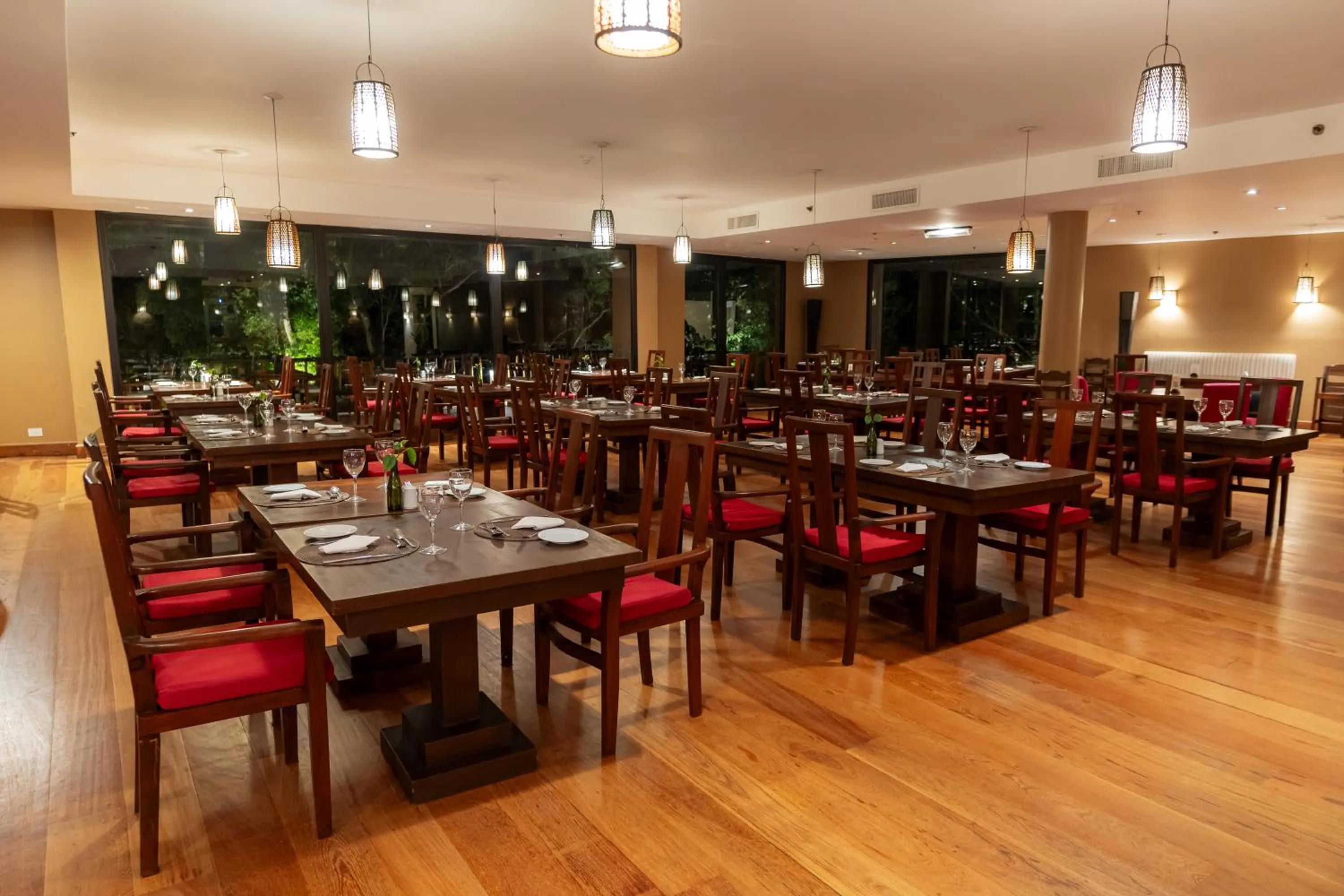 Restaurant/places to eat in Loi Suites Iguazu Hotel