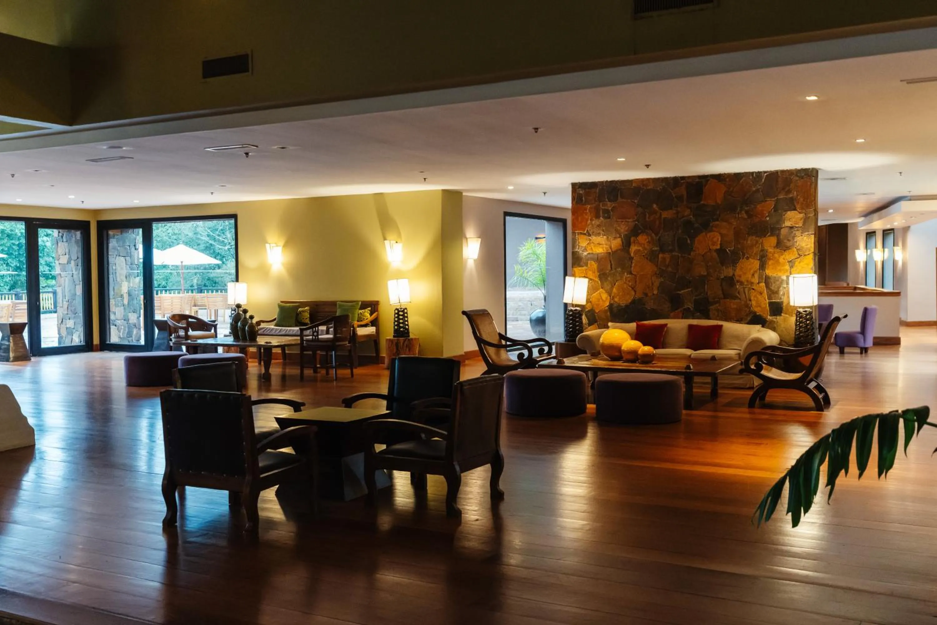 Living room in Loi Suites Iguazu Hotel