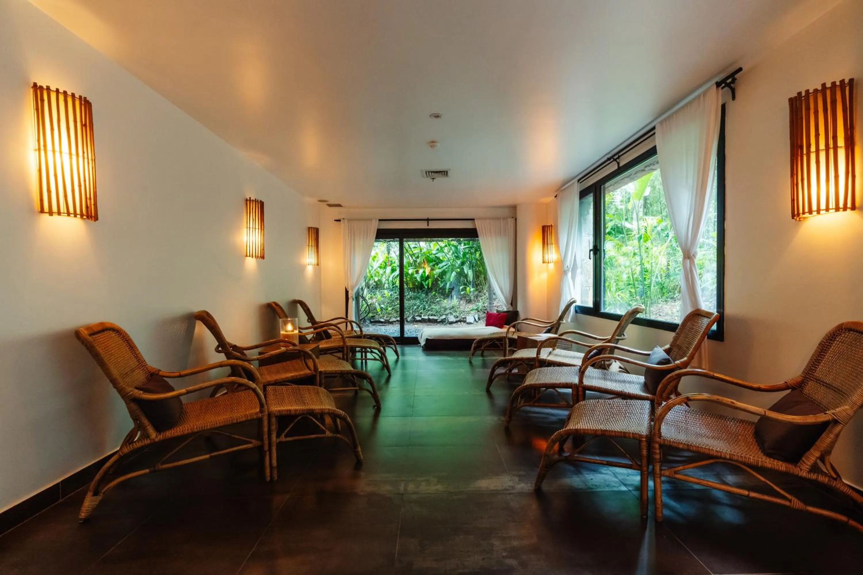Living room in Loi Suites Iguazu Hotel