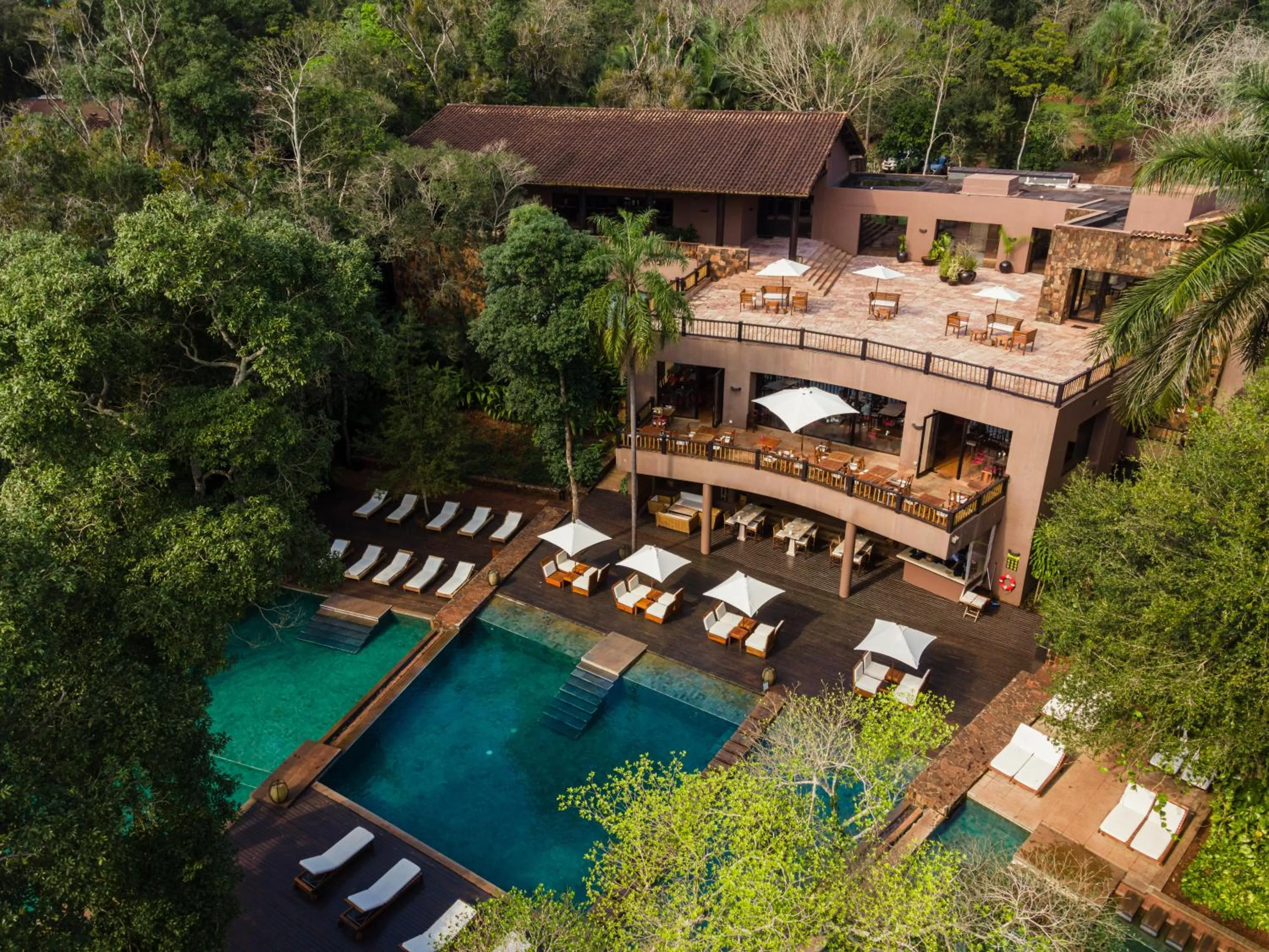 Property building in Loi Suites Iguazu Hotel