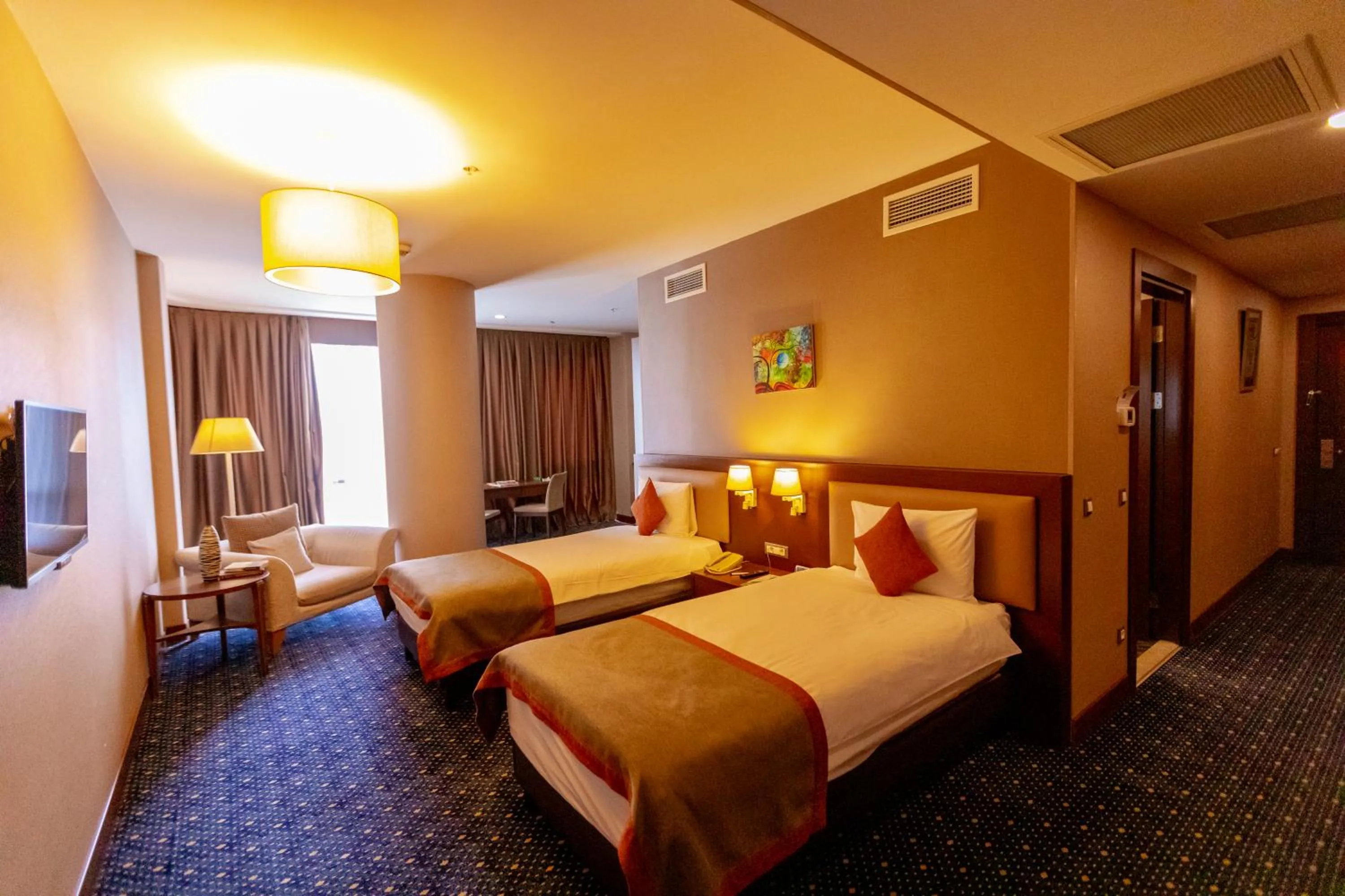 Bedroom, Bed in Parkside Hotel & Apartments