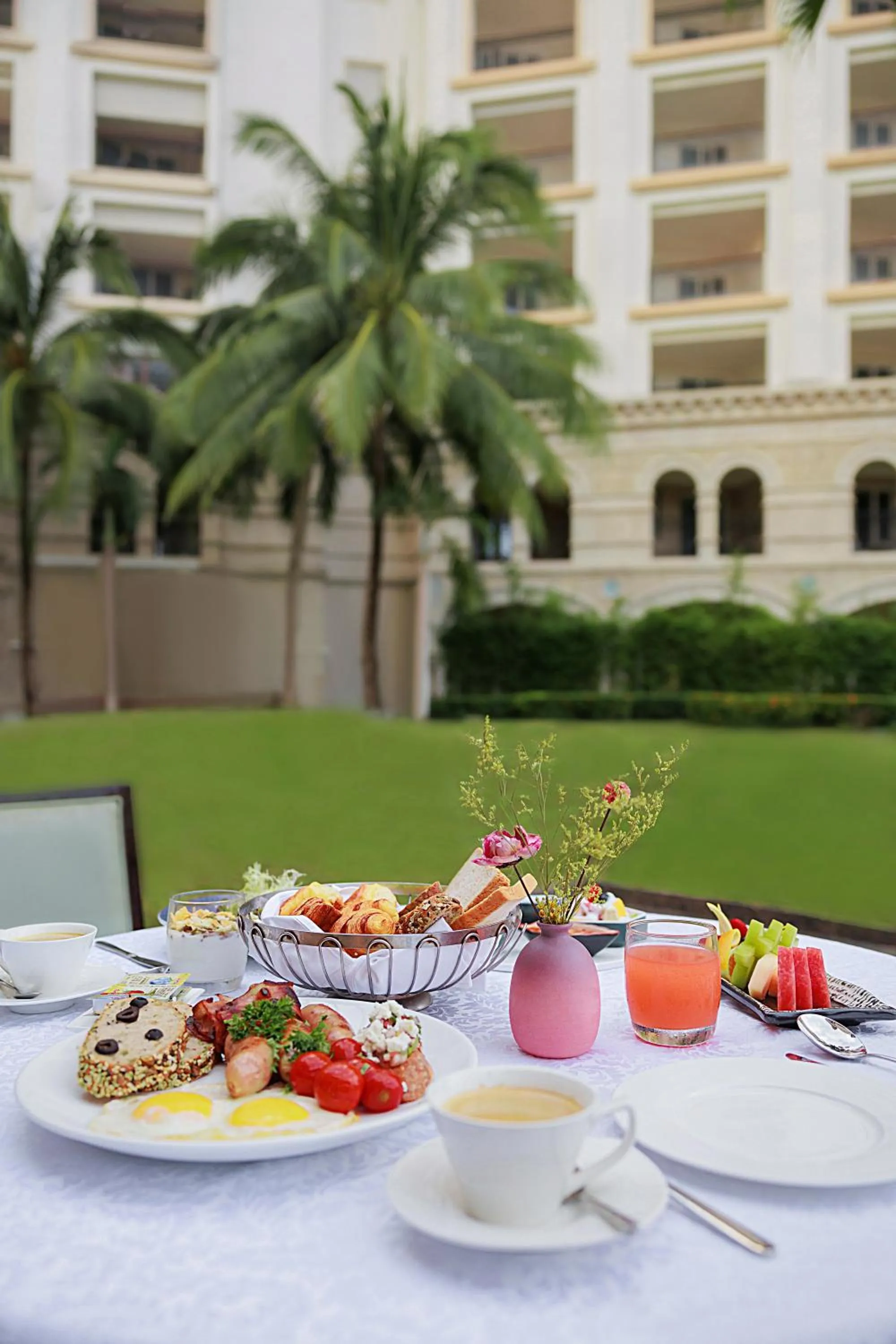 Property building in Crowne Plaza Resort Sanya Bay by IHG