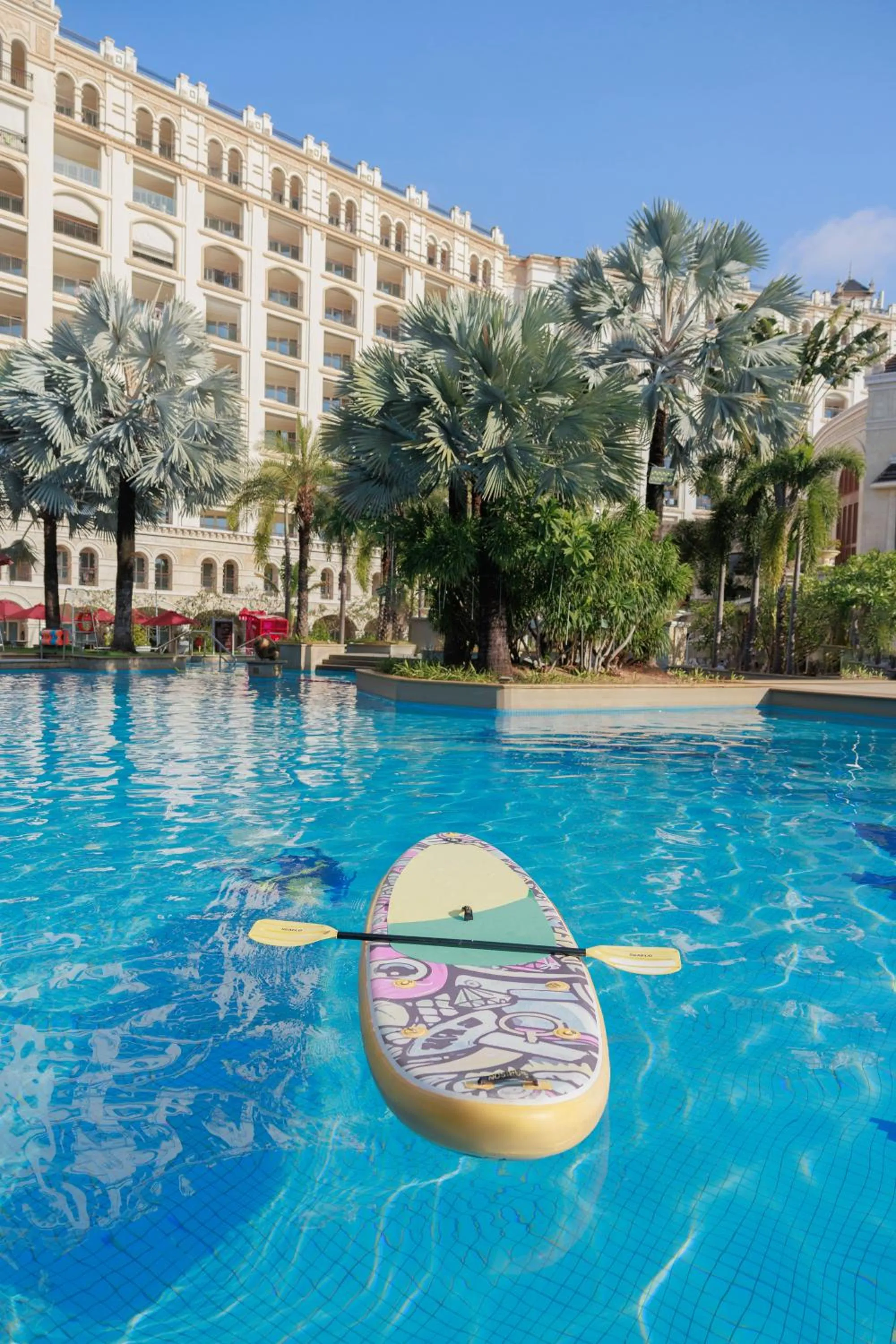 Pool view in Crowne Plaza Resort Sanya Bay by IHG
