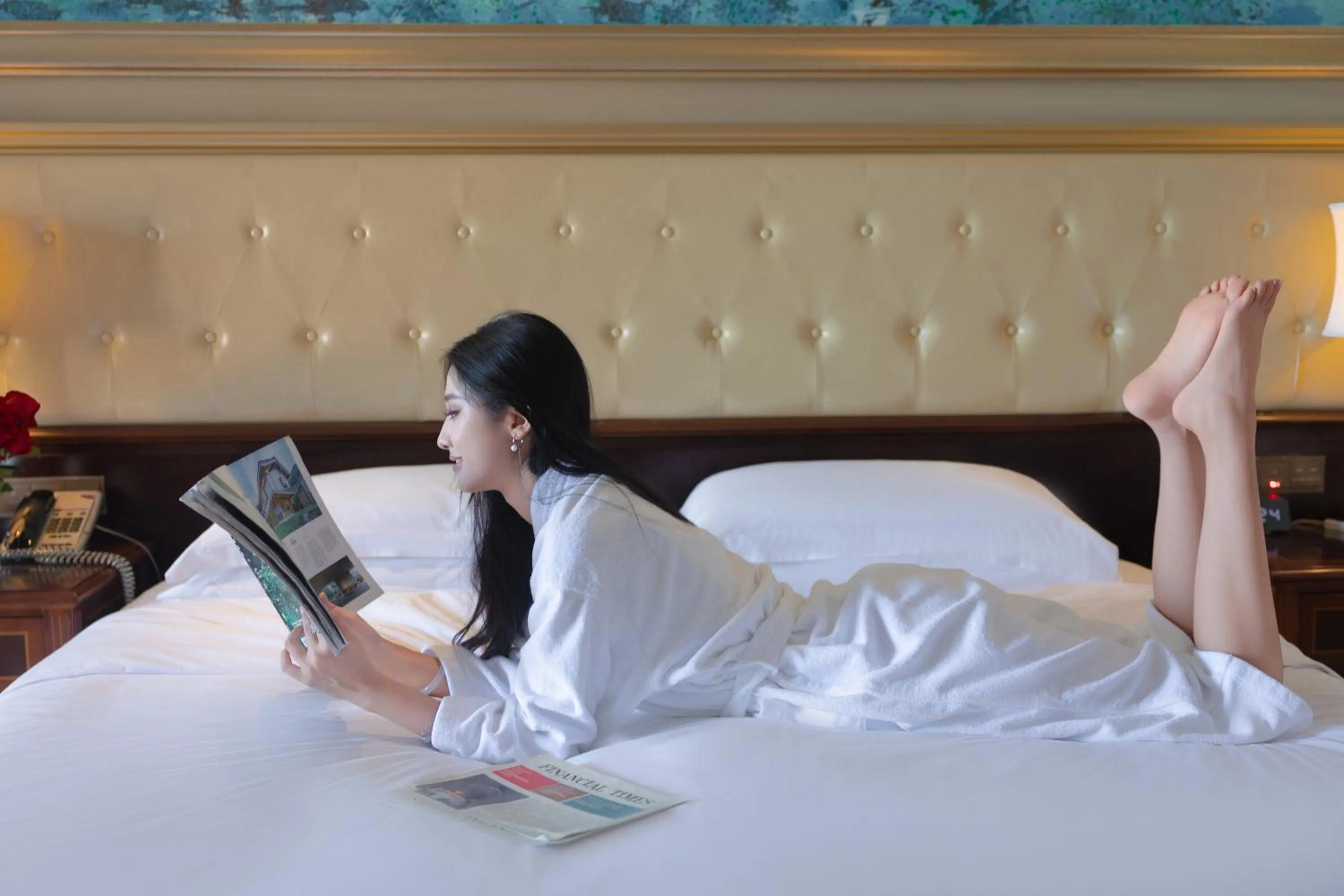 Bed in Crowne Plaza Resort Sanya Bay by IHG