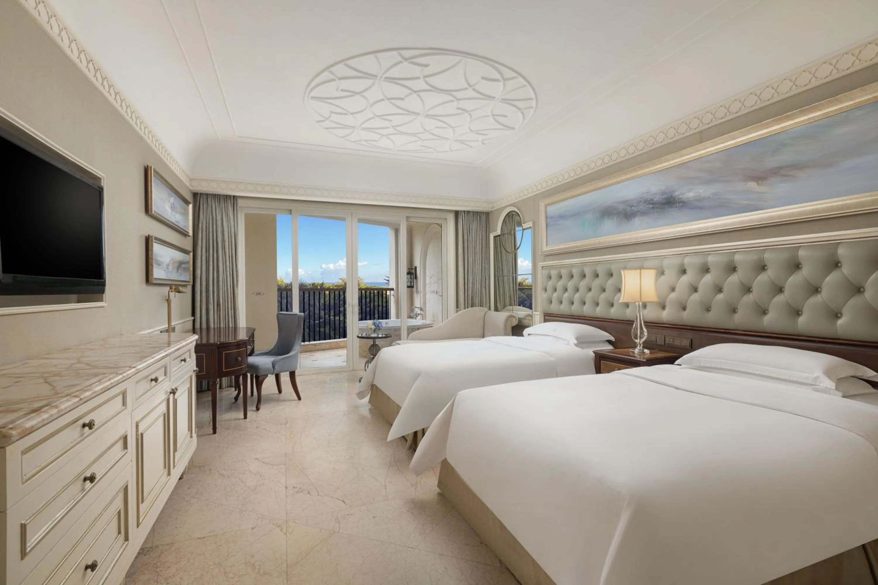 Bedroom, Bed in Crowne Plaza Resort Sanya Bay by IHG