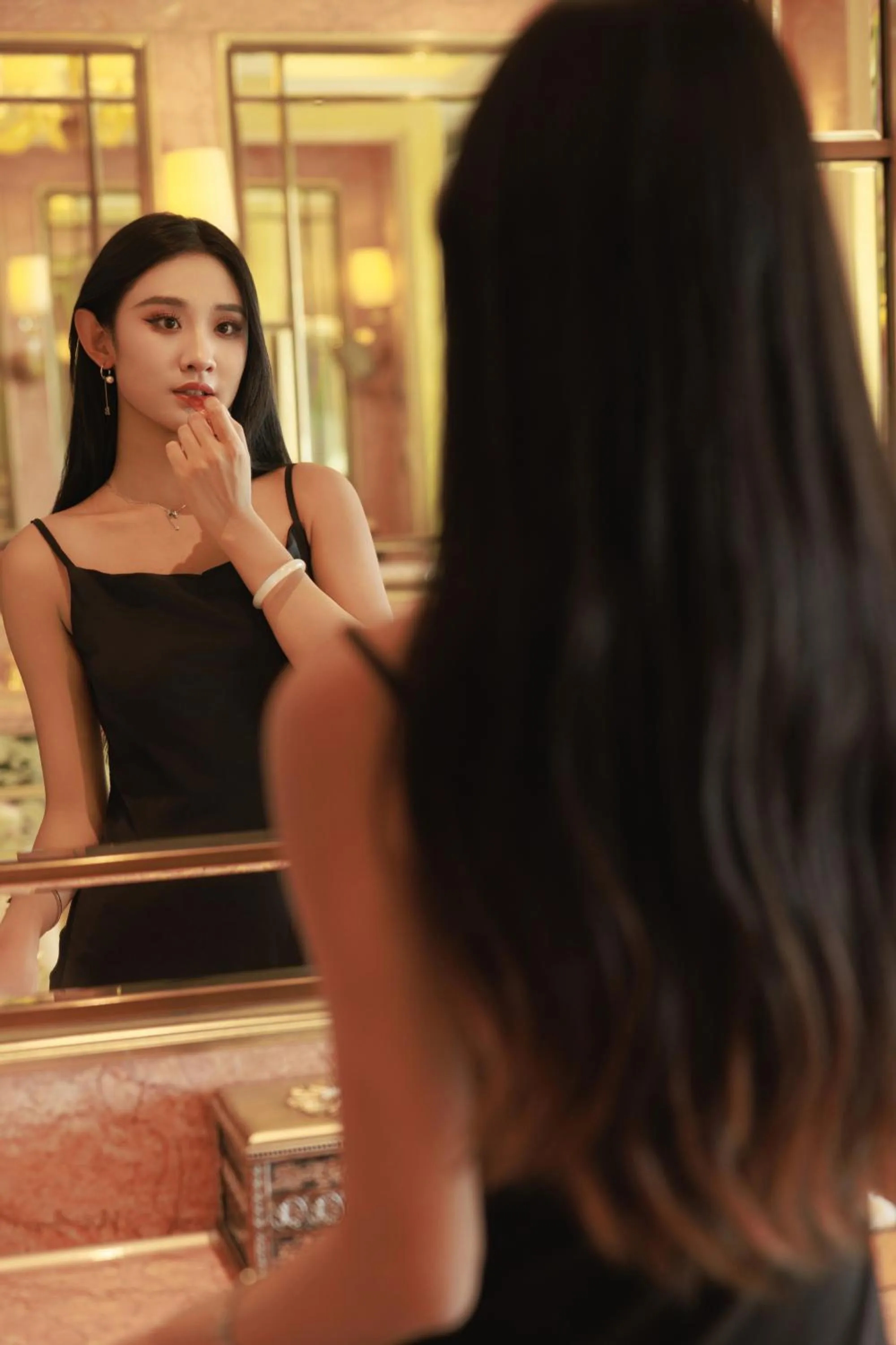 Guests in Crowne Plaza Resort Sanya Bay by IHG