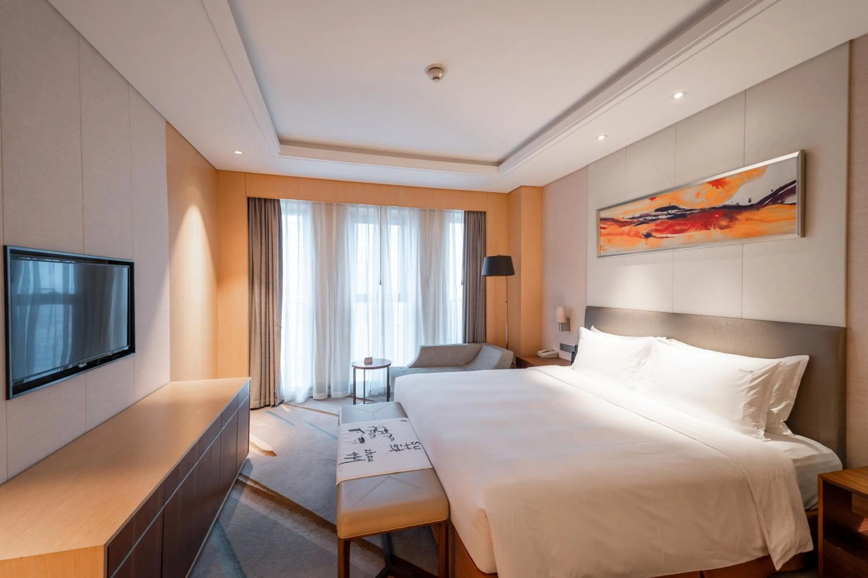 Bedroom, Bed in Holiday Inn Suzhou Huirong Plaza by IHG