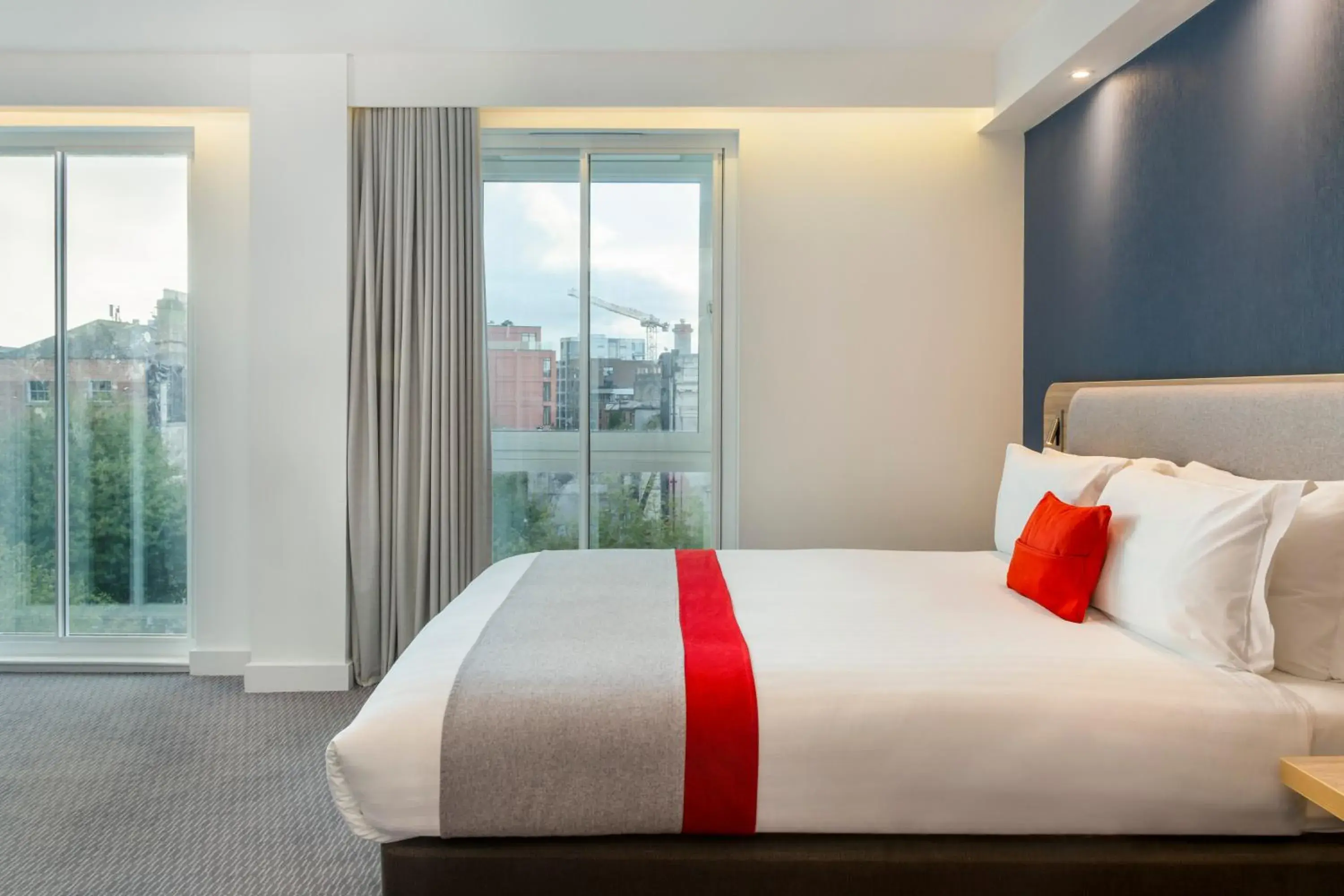 Standard Double Room with City View and Free Hot Breakfast in Holiday Inn Express Dublin City Centre by IHG Standard Double Room with City View and Free Hot Breakfast in Holiday Inn Express Dublin City Centre by IHG