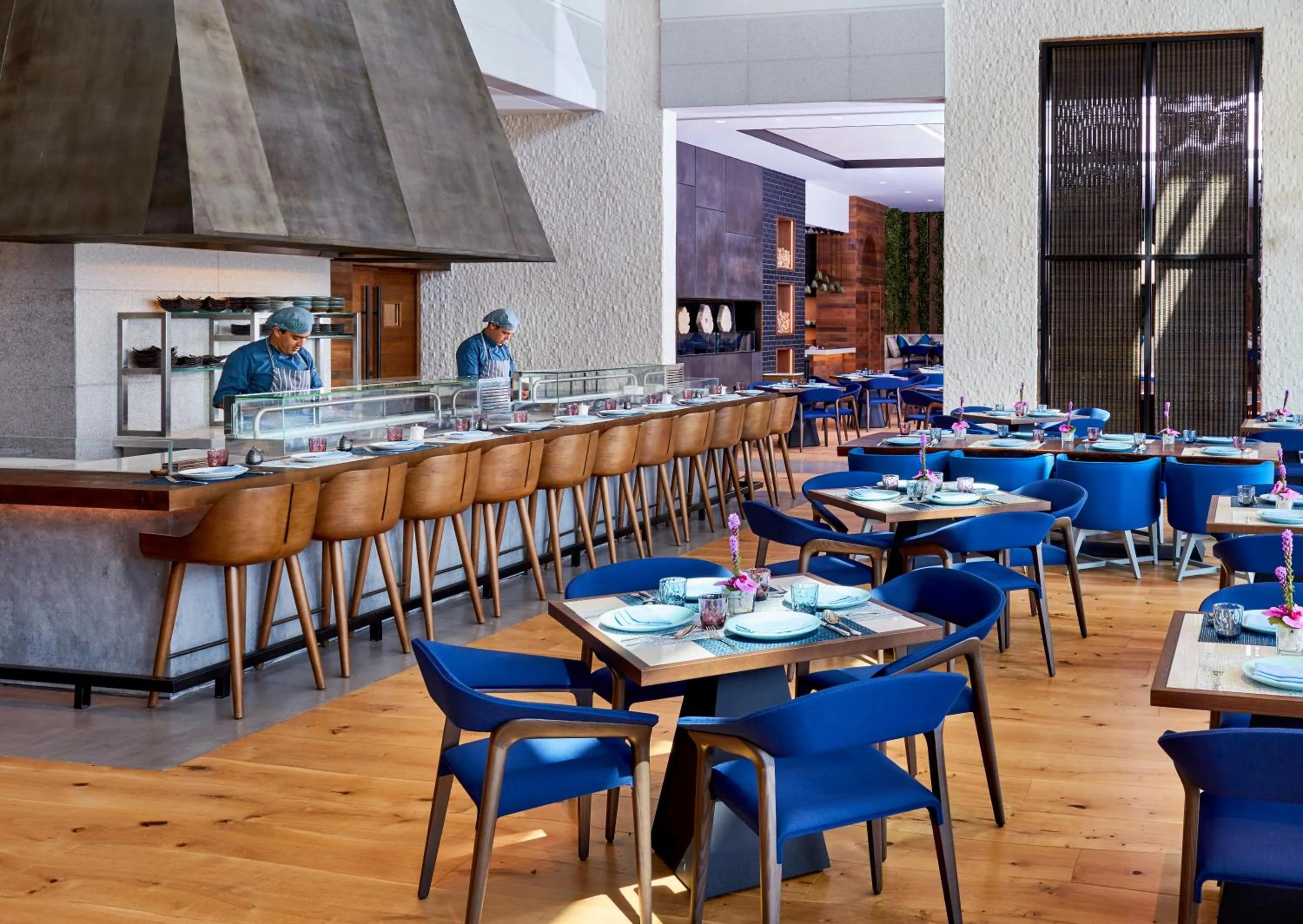 Restaurant/places to eat in InterContinental Hotels Doha Residences