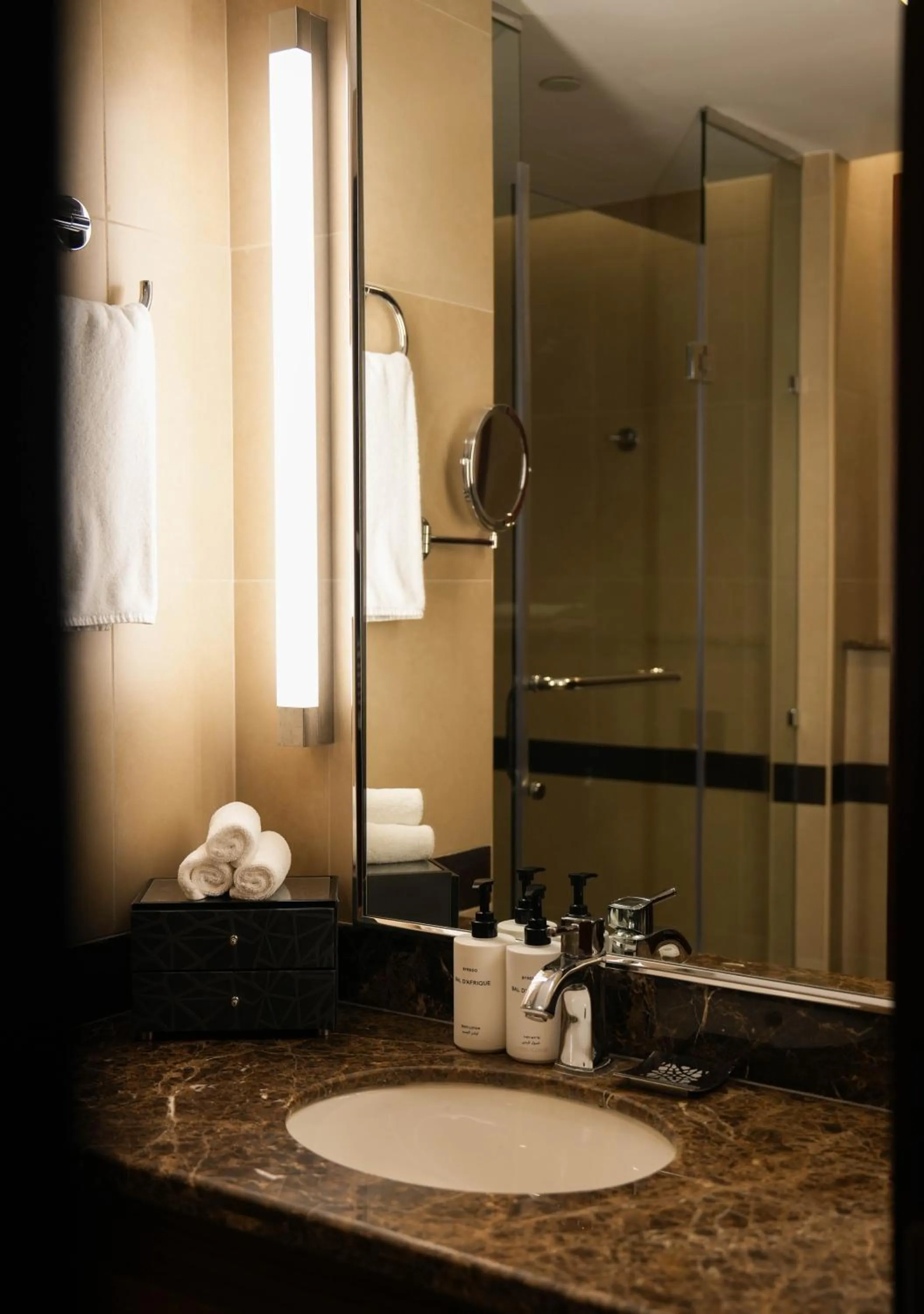 InterContinental Hotels Doha Residences