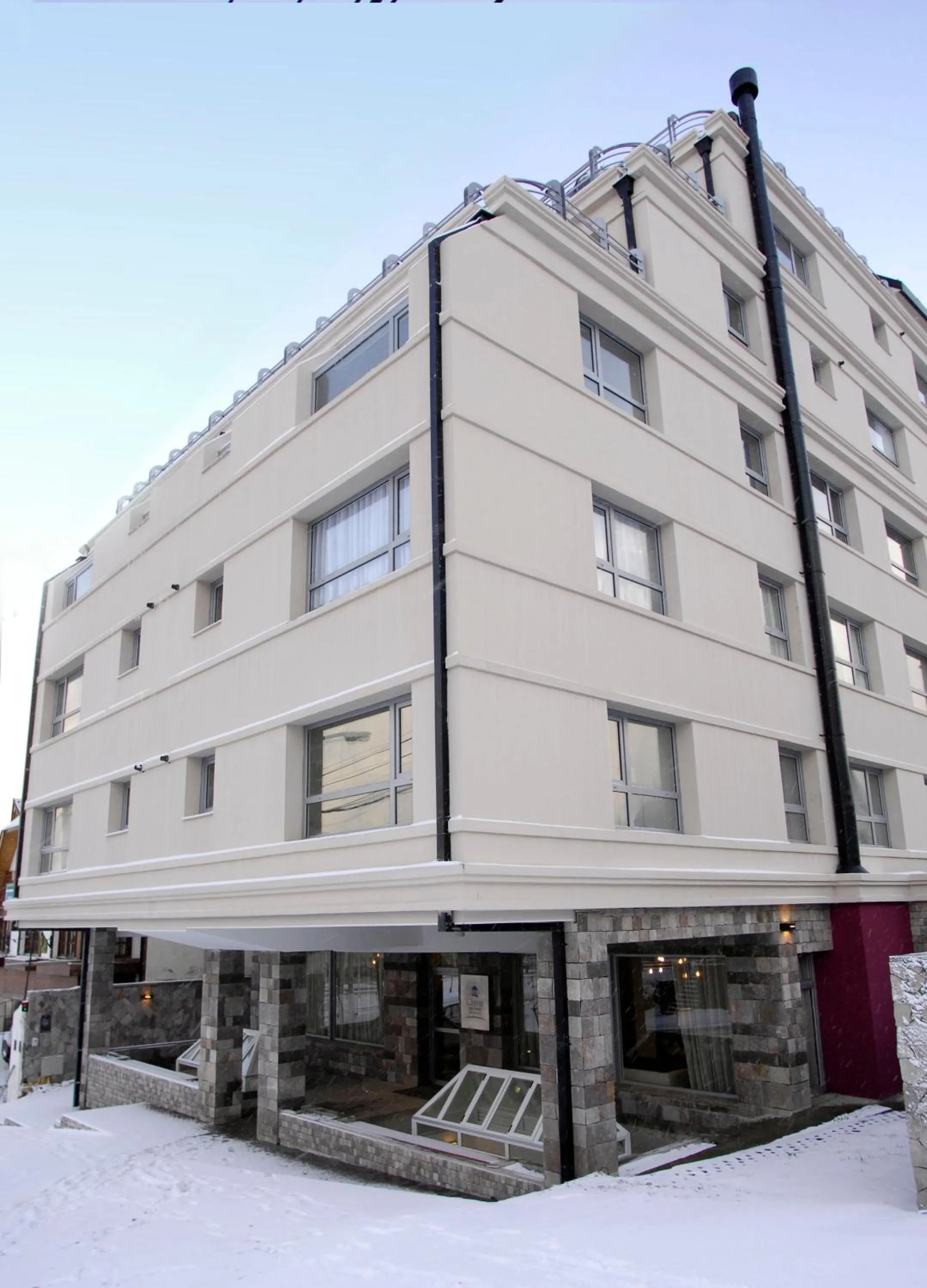 Facade/entrance in Cilene del Faro Suites & Spa