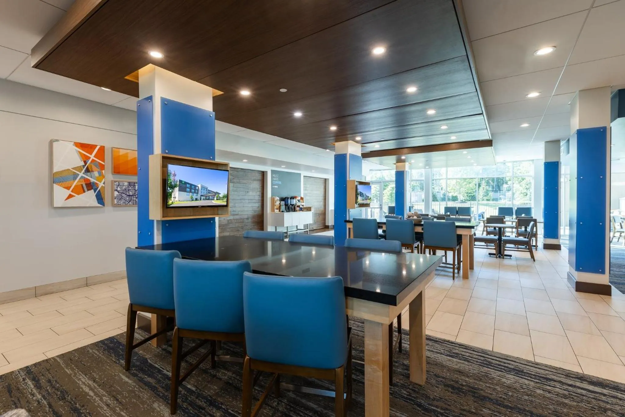 Property building in Holiday Inn Express & Suites Greenwood Mall by IHG