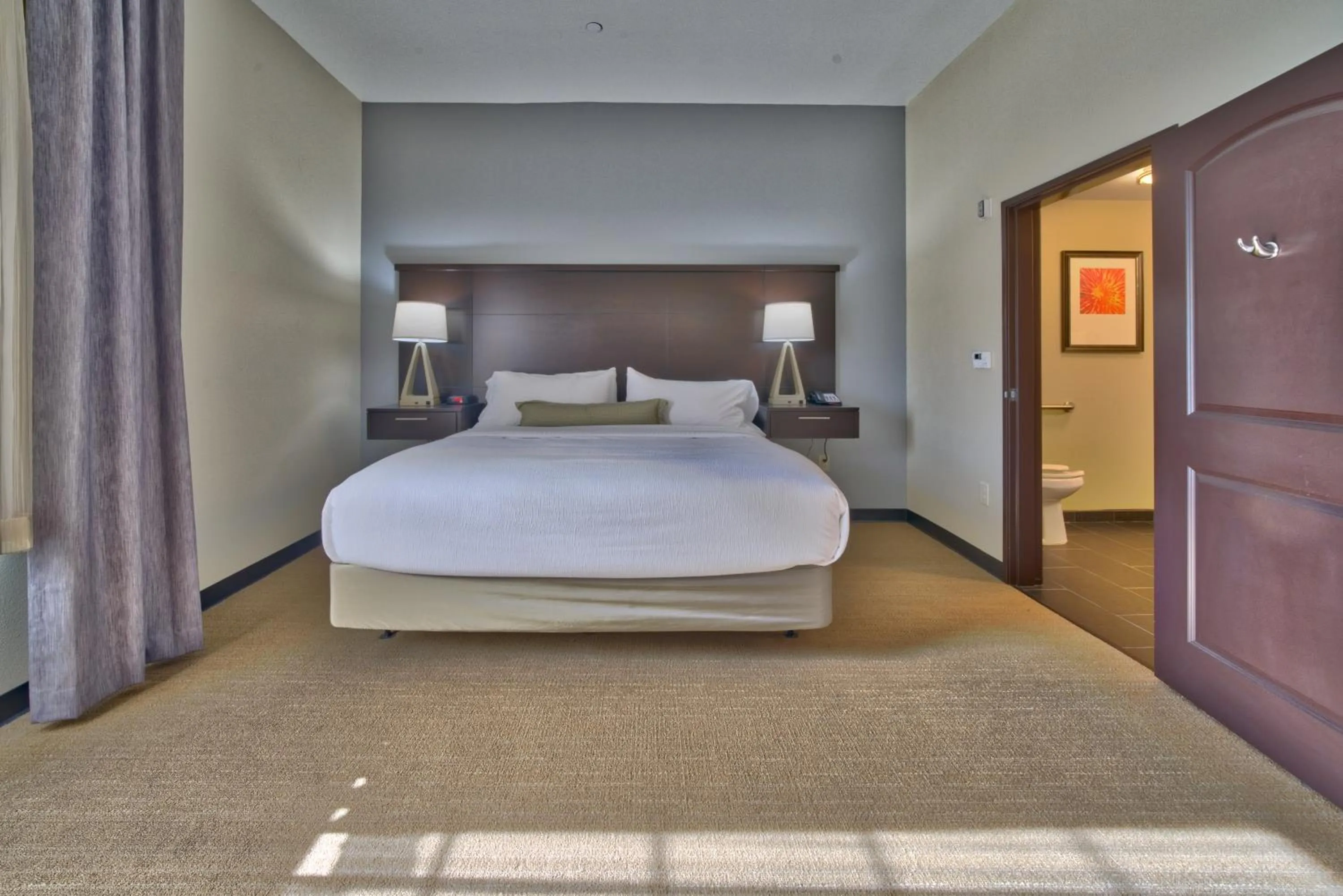 Photo of the whole room, Bed in Staybridge Suites Lubbock South by IHG