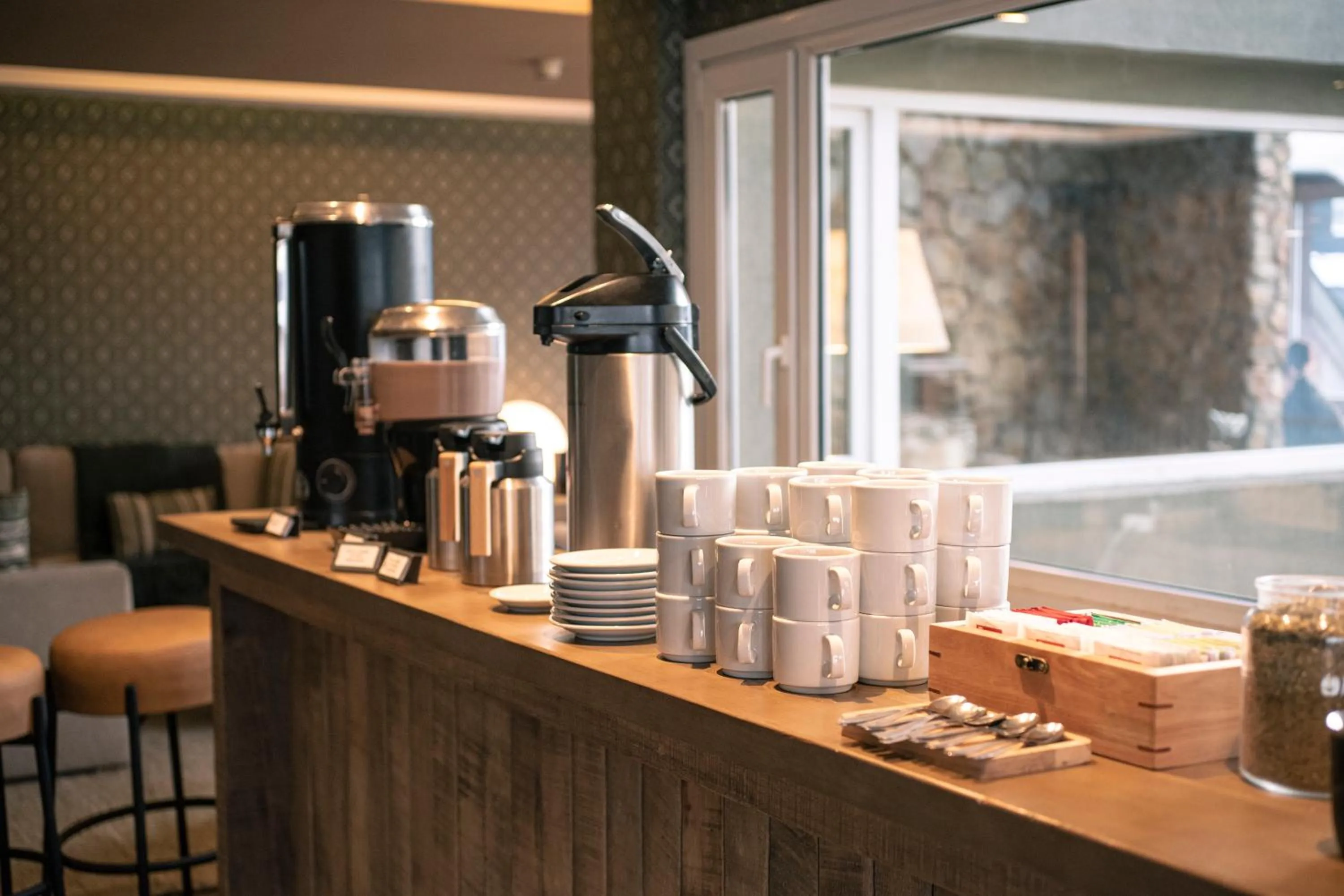 Buffet breakfast in Lennox Ushuaia