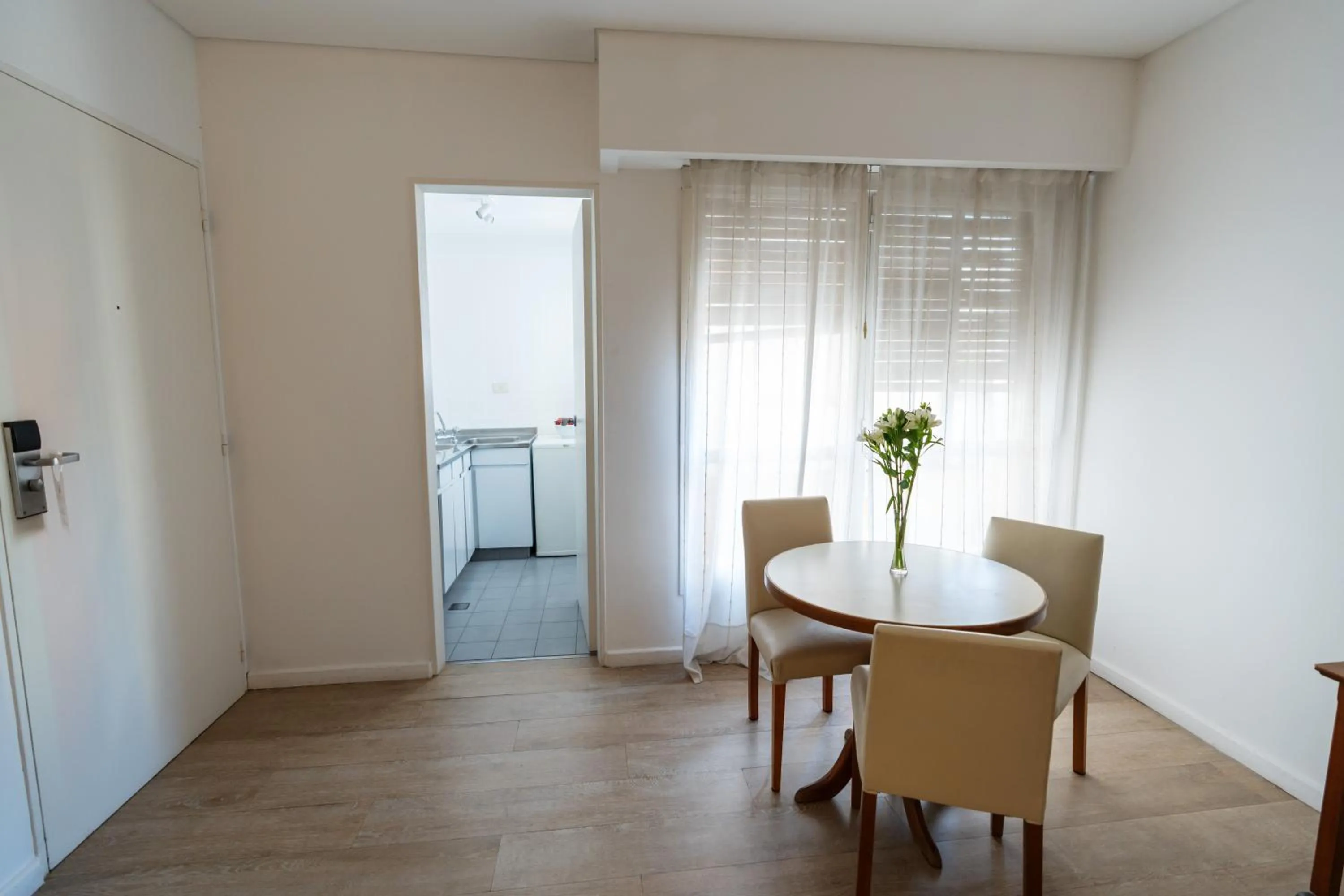 kitchen in Loi Flats Buenos Aires