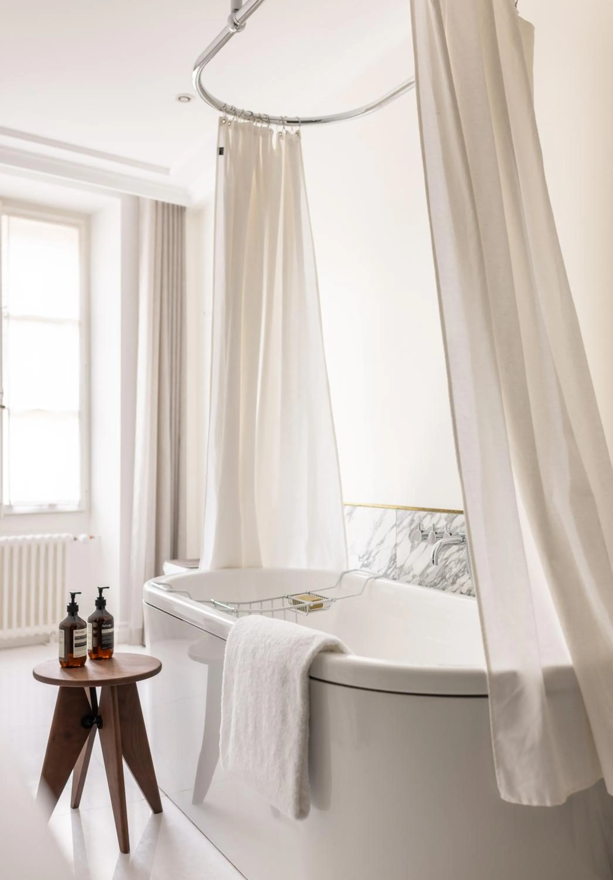 Bathroom, Bed in The Hamlet - Luxury Serviced Apartments