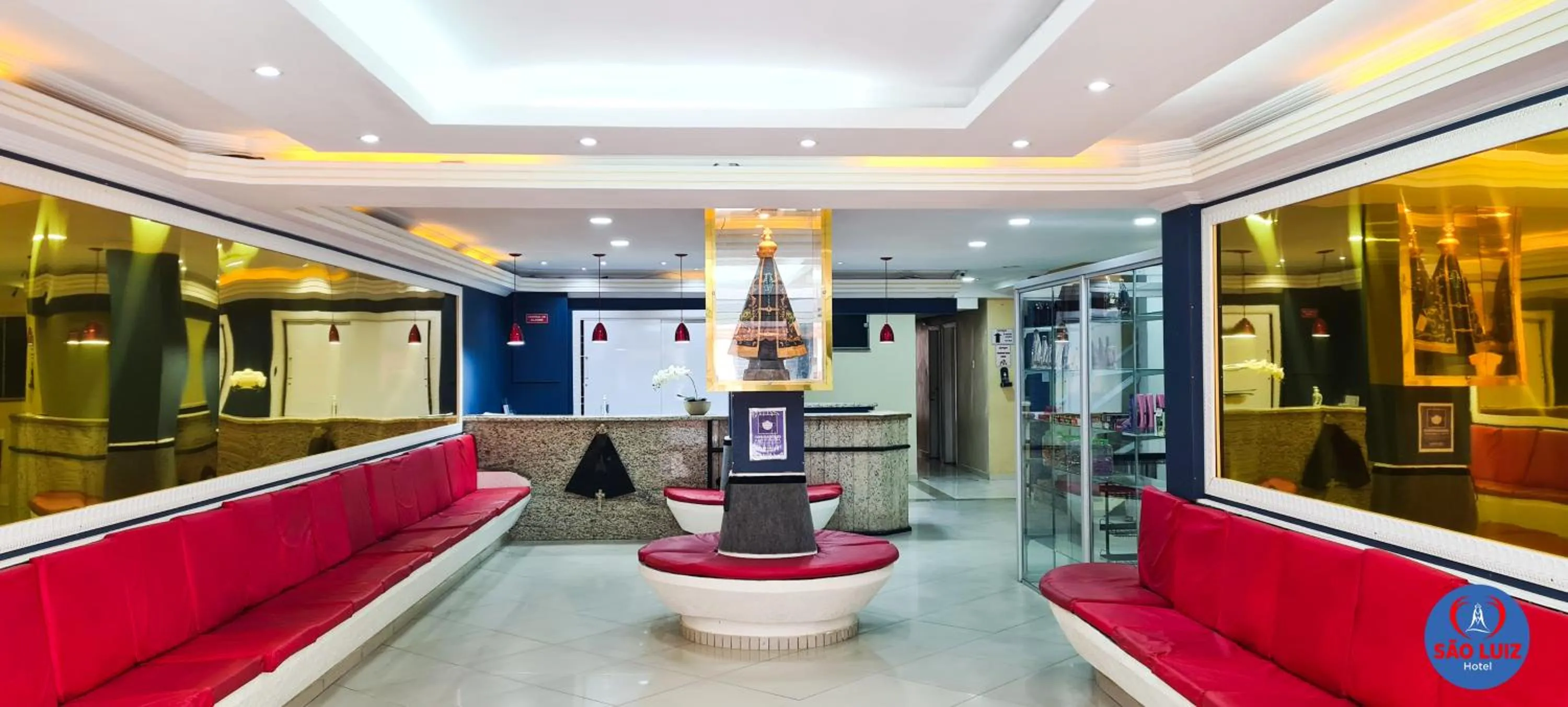 Lobby or reception in Hotel São Luiz