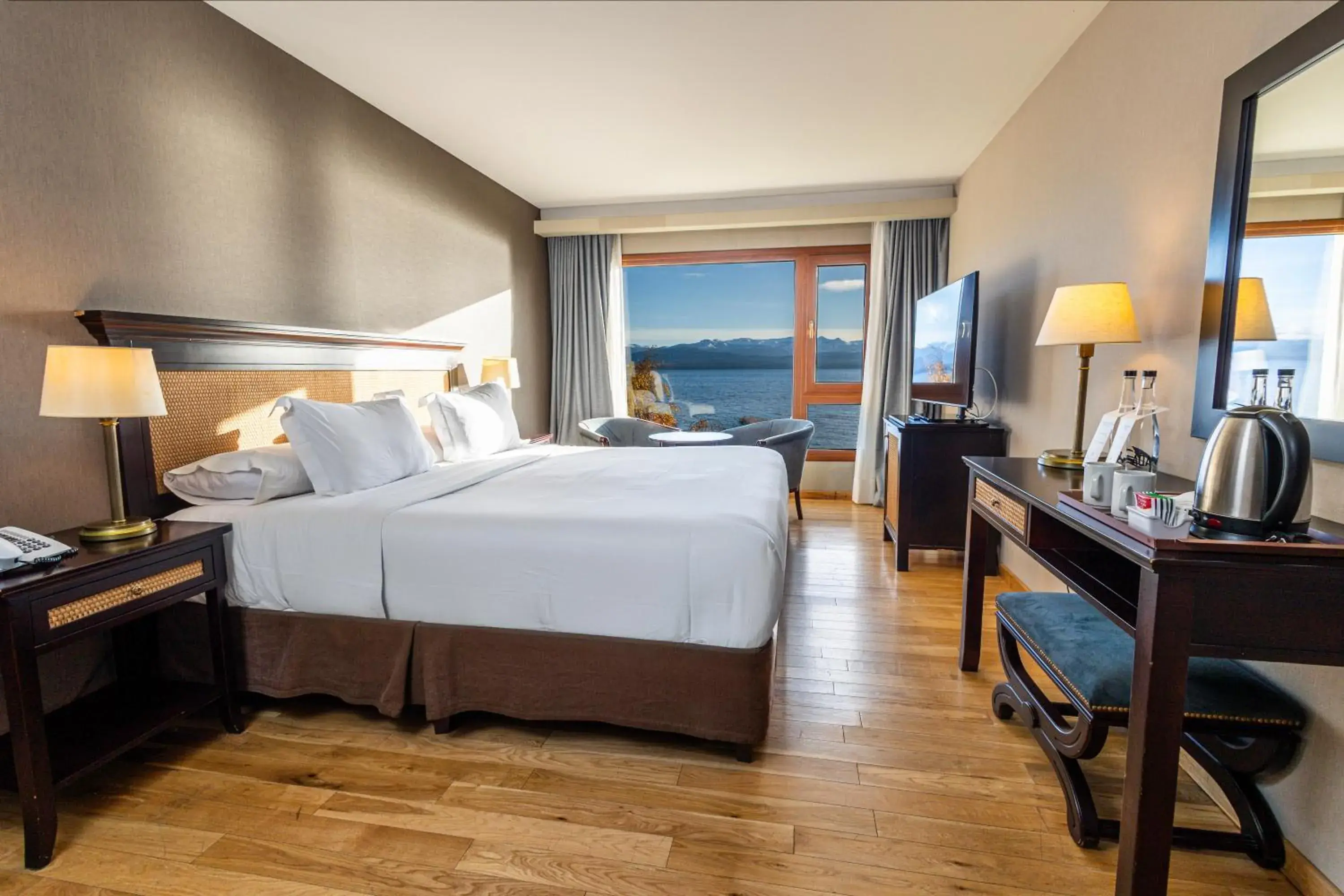 Superior Double Room in Cacique Inacayal Lake Hotel & Spa Superior Double Room in Cacique Inacayal Lake Hotel & Spa