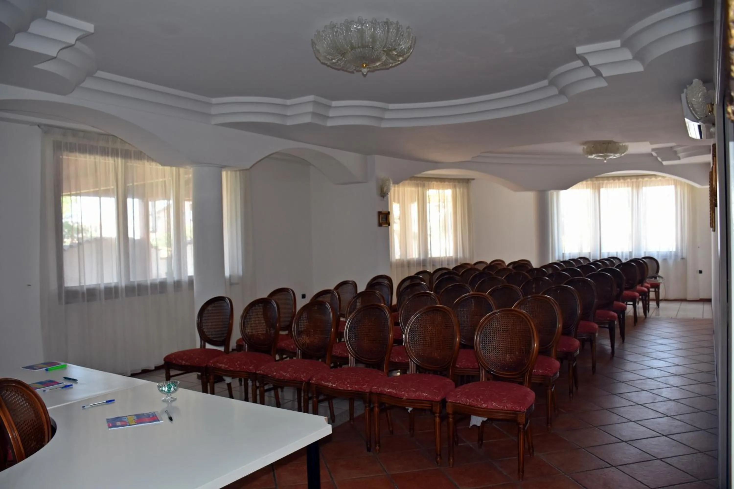 Business facilities in Hotel Joy