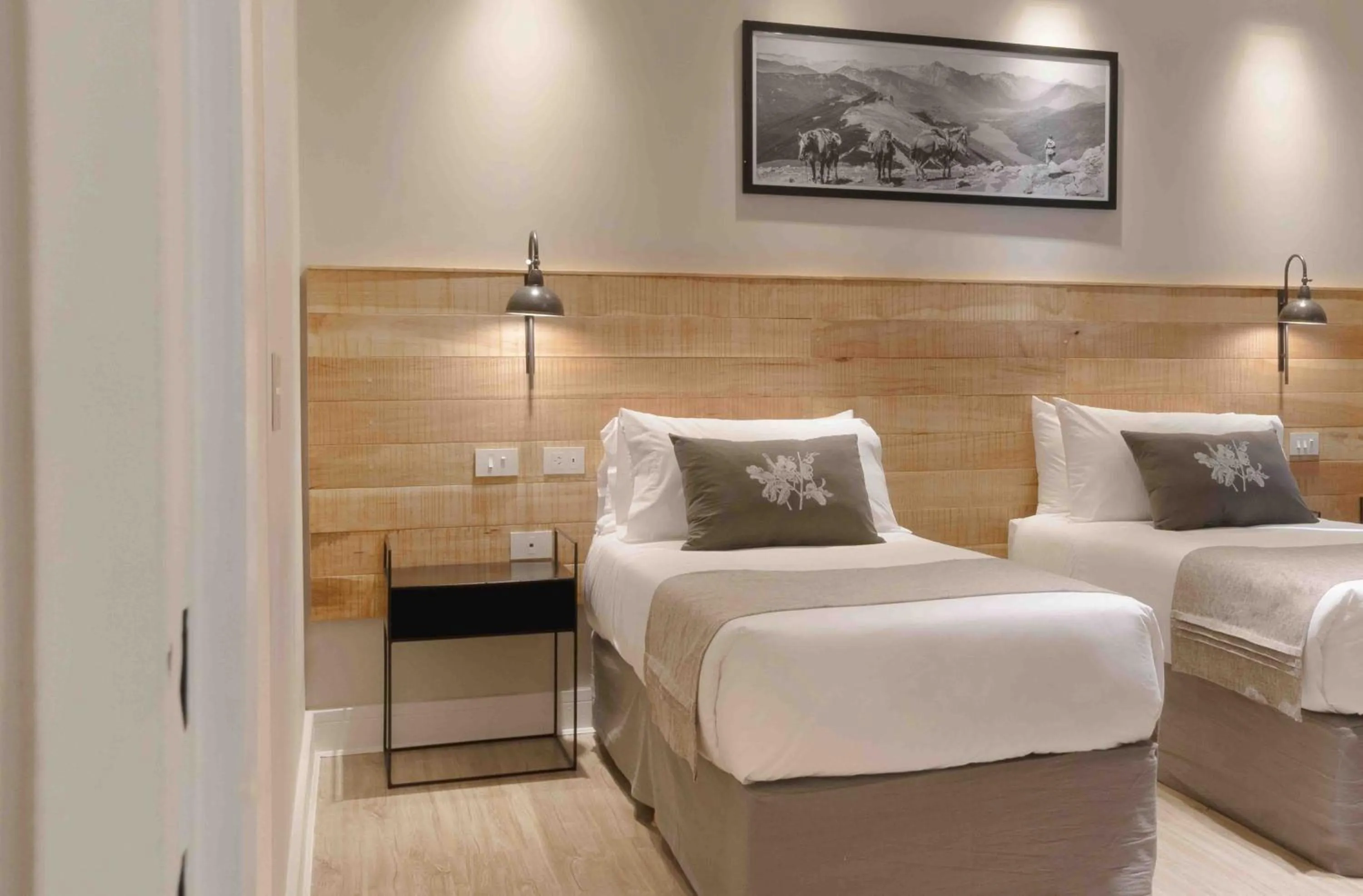 Bed in La Cascada Casa Patagónica by DON