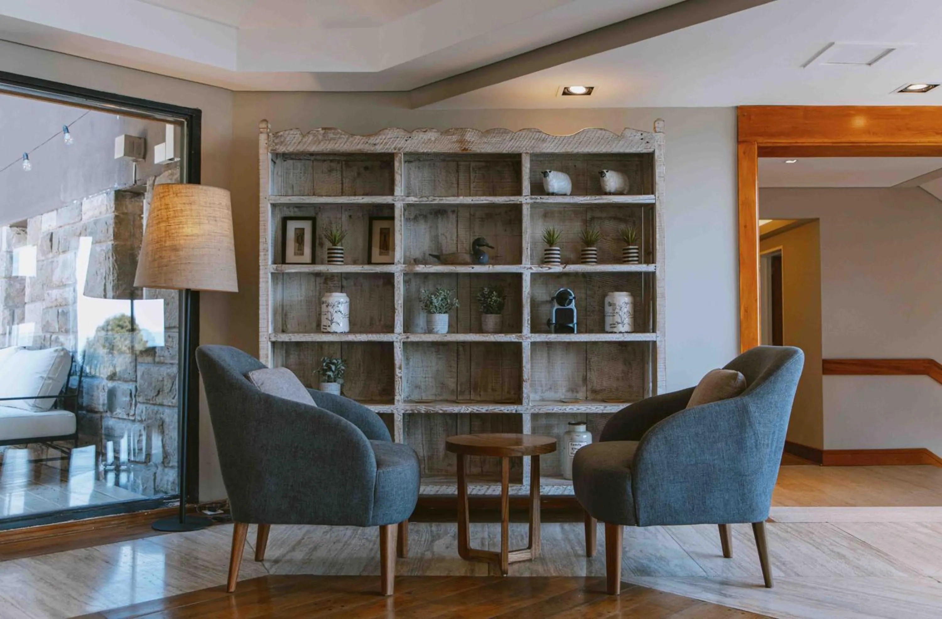 La Cascada Casa Patagónica by DON