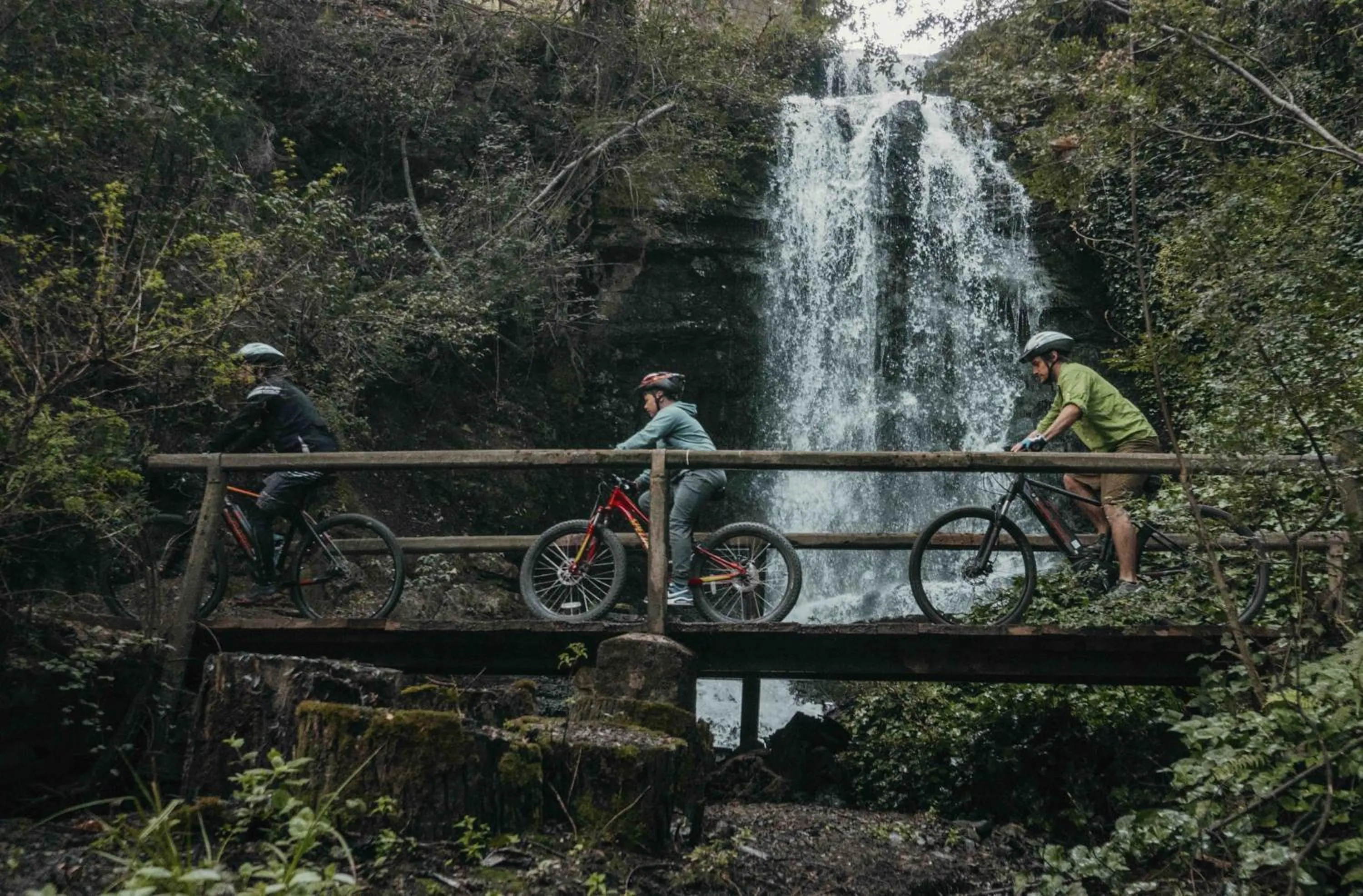 La Cascada Casa Patagónica by DON