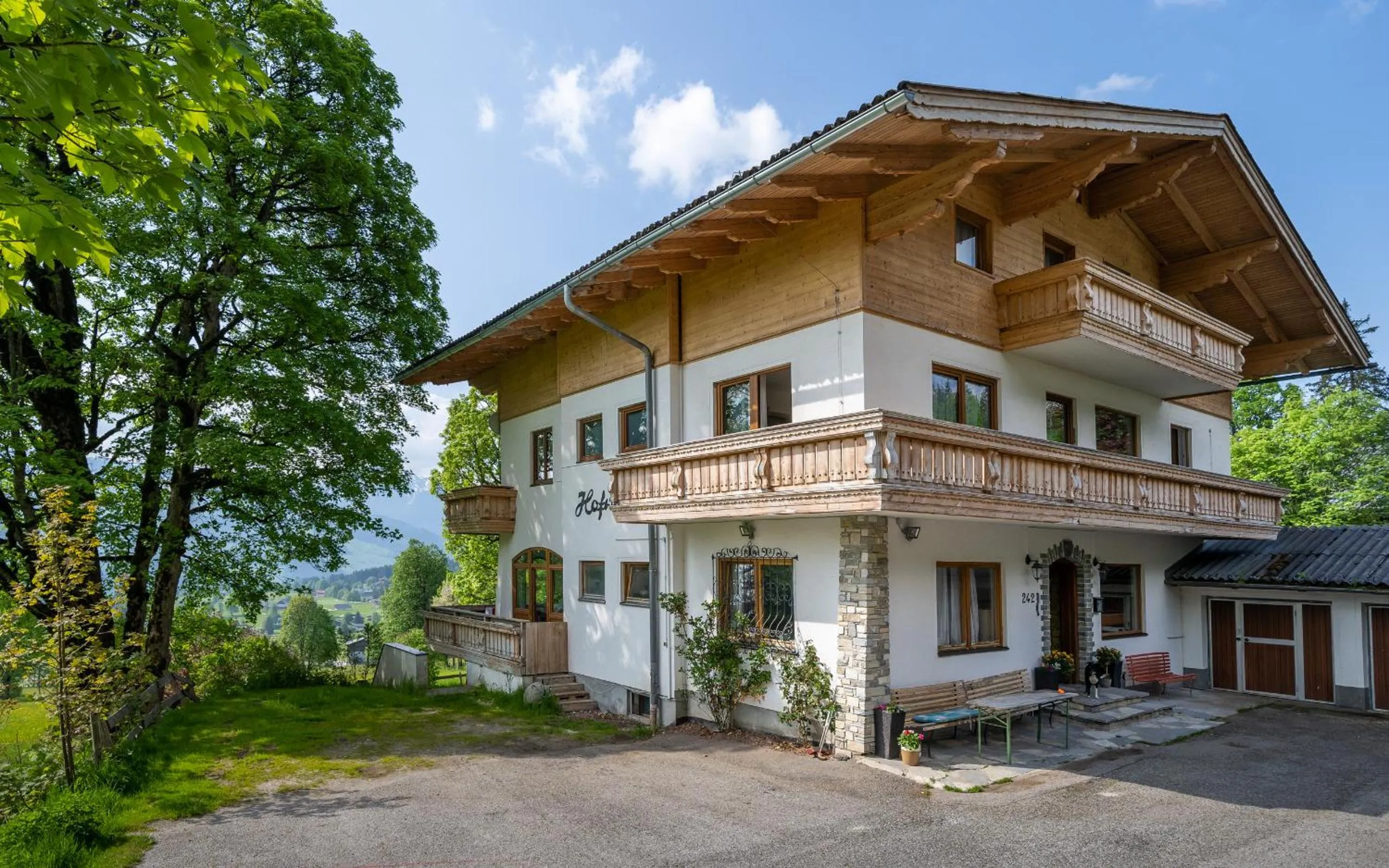 Property building in Pension Hofweyer