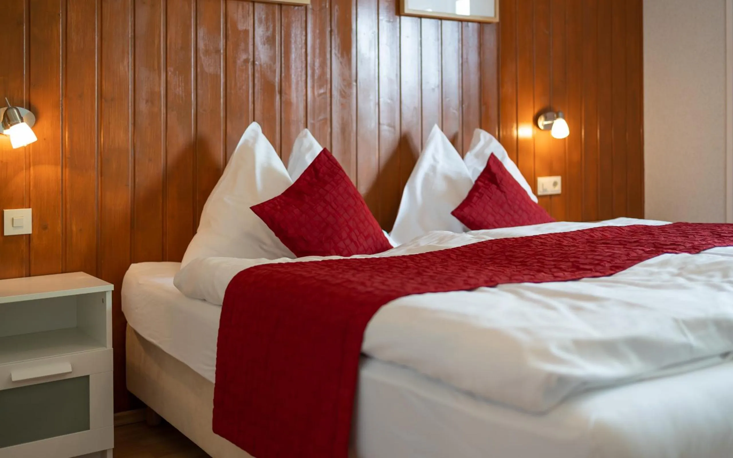 Staff, Bed in Pension Hofweyer