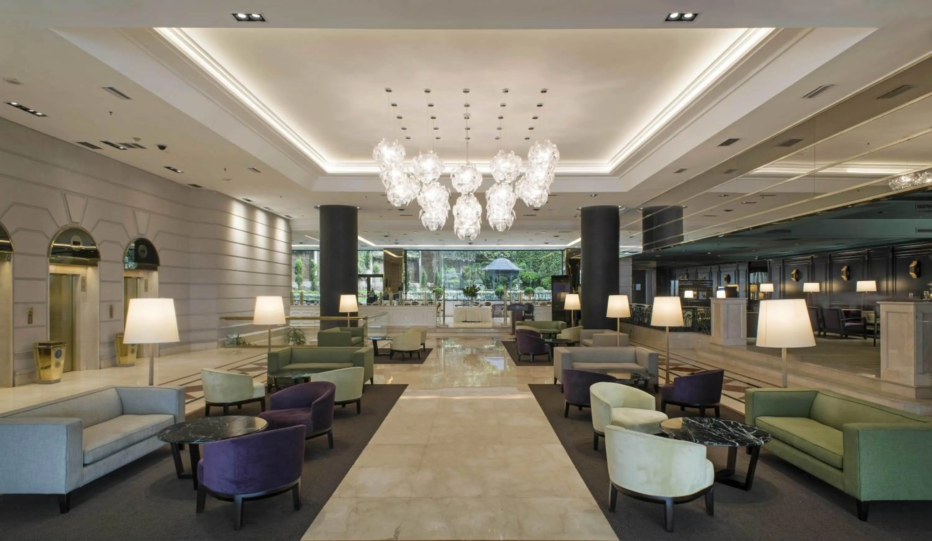 Property building in Emperador Hotel Buenos Aires