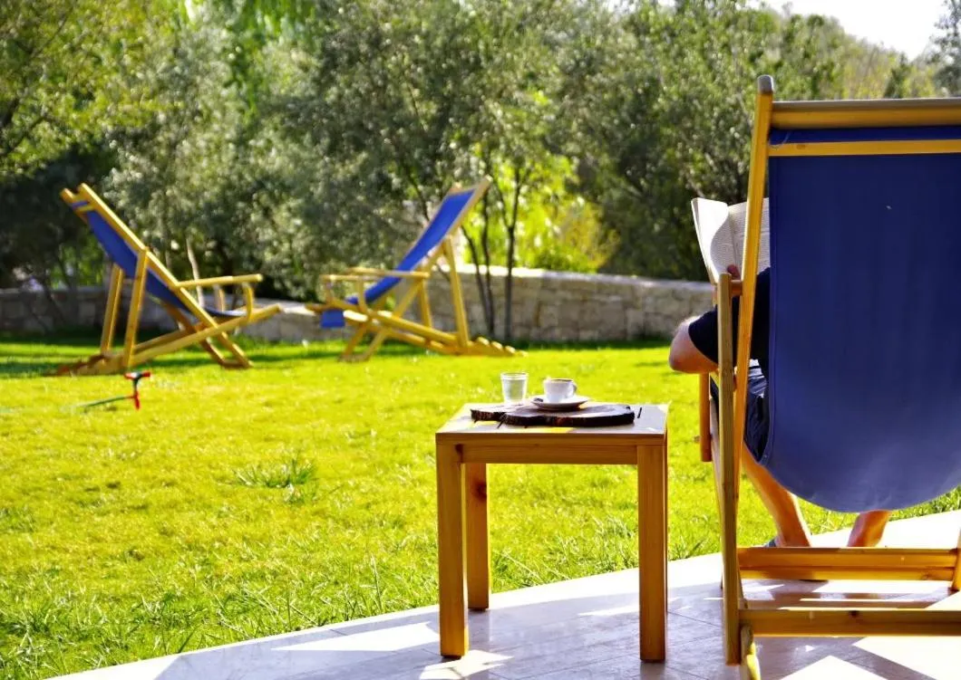 Garden in Clementin Suits Sigacık