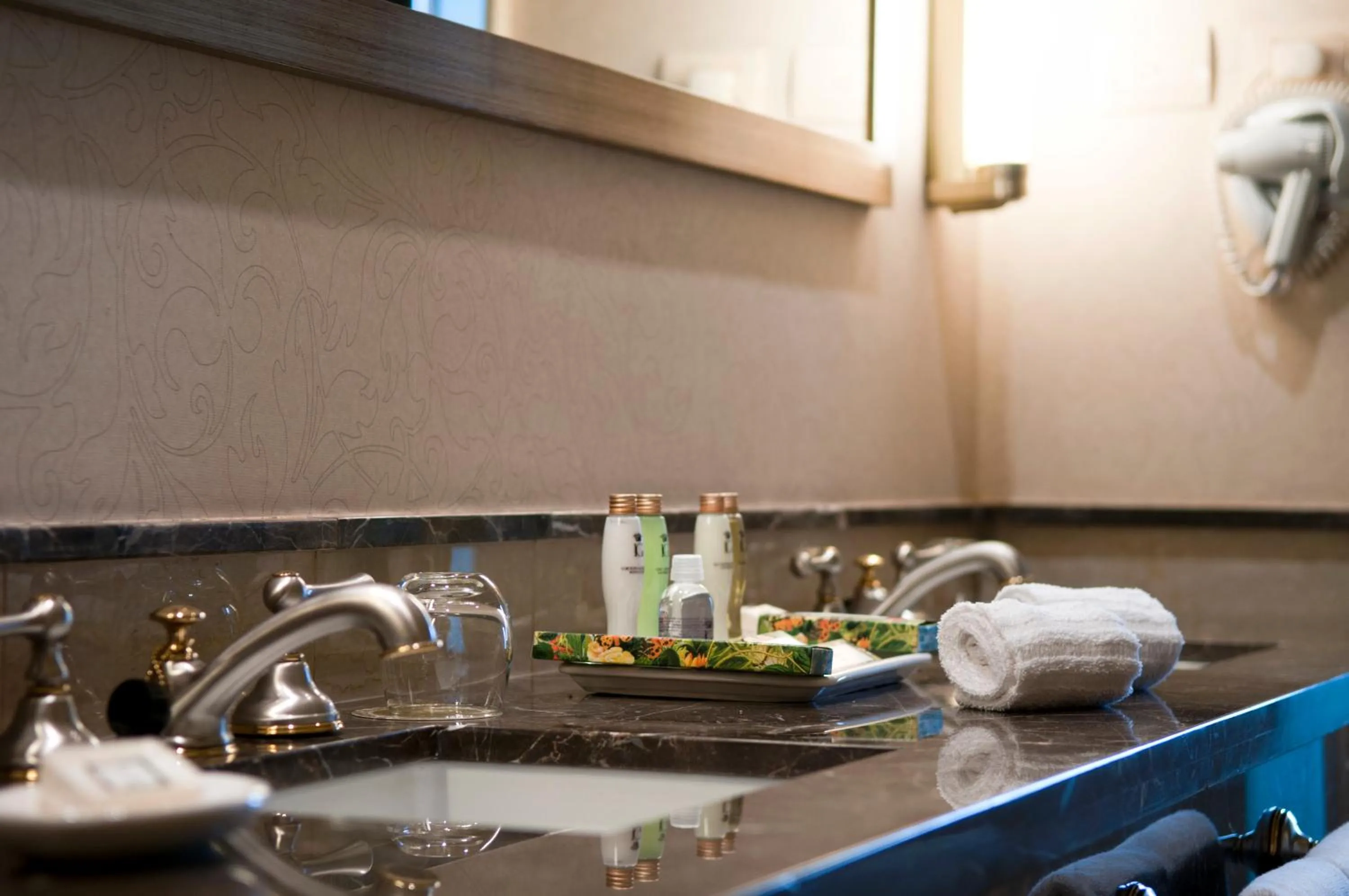 Toilet in Iguazú Grand Resort Spa & Casino